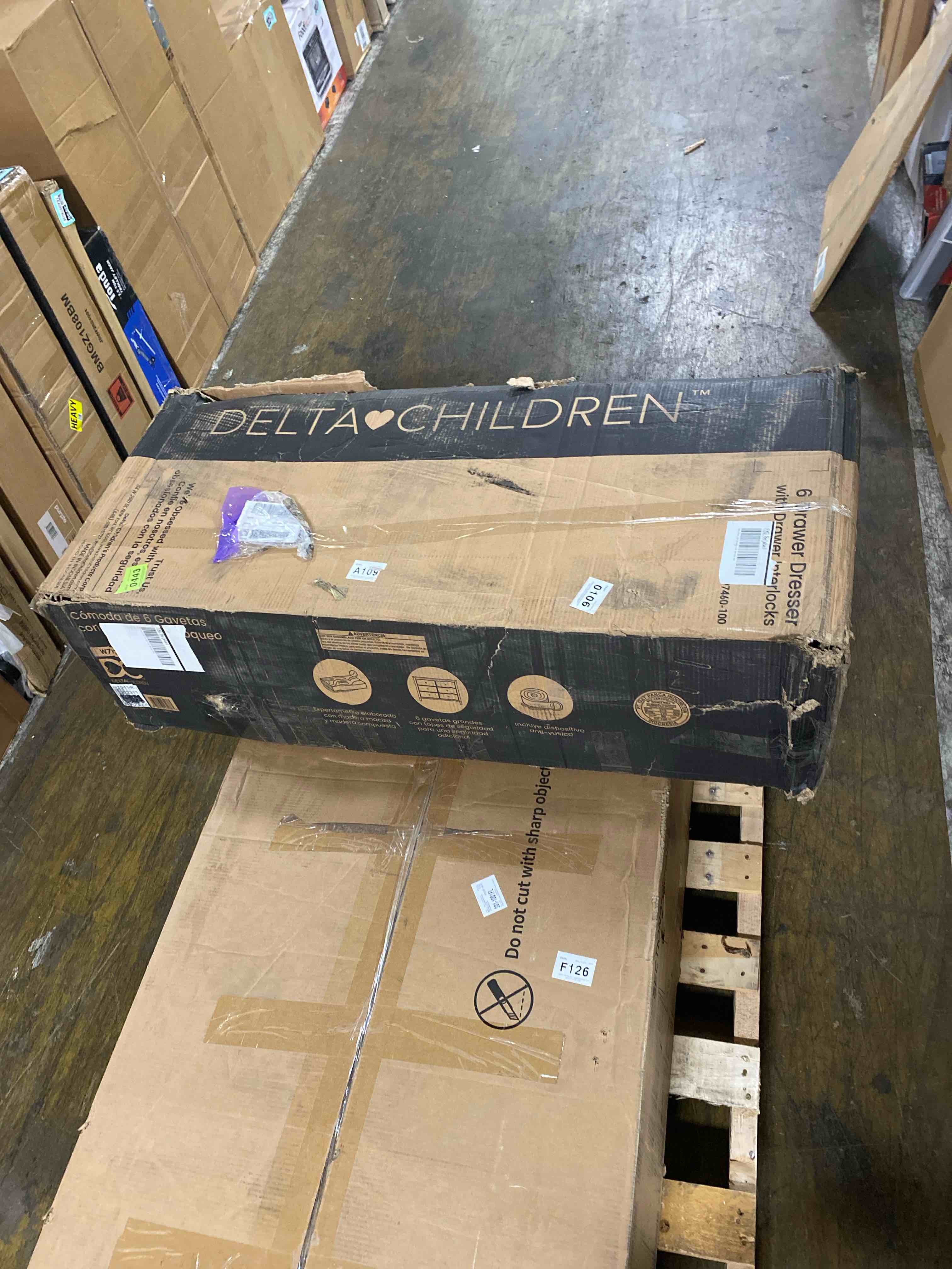 https://s3.amazonaws.com/lotting-images-prod/phillipi/PPE0111412_1730997090558.jpeg