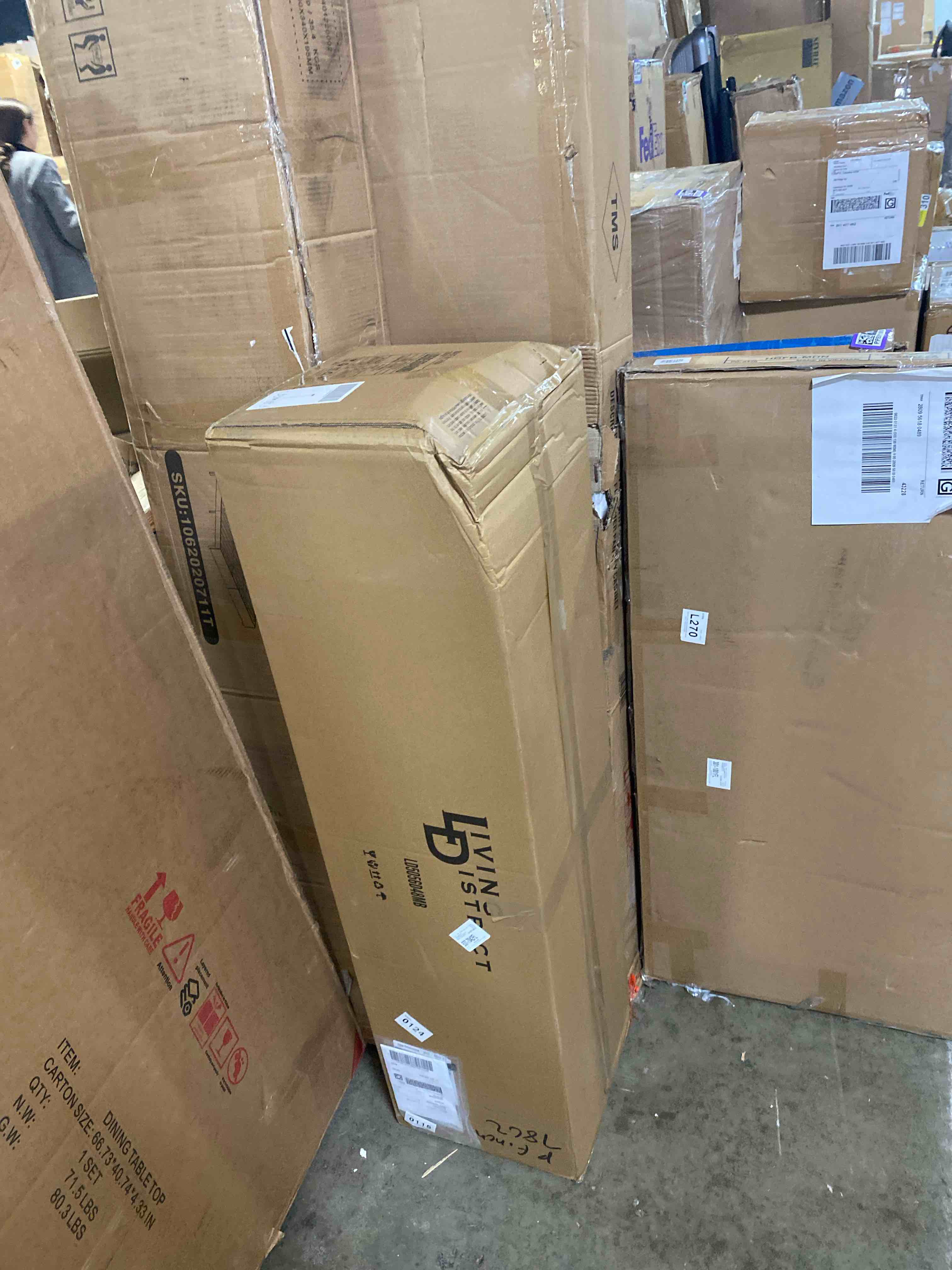 https://s3.amazonaws.com/lotting-images-prod/phillipi/PPE0111605_1730931139594.jpeg