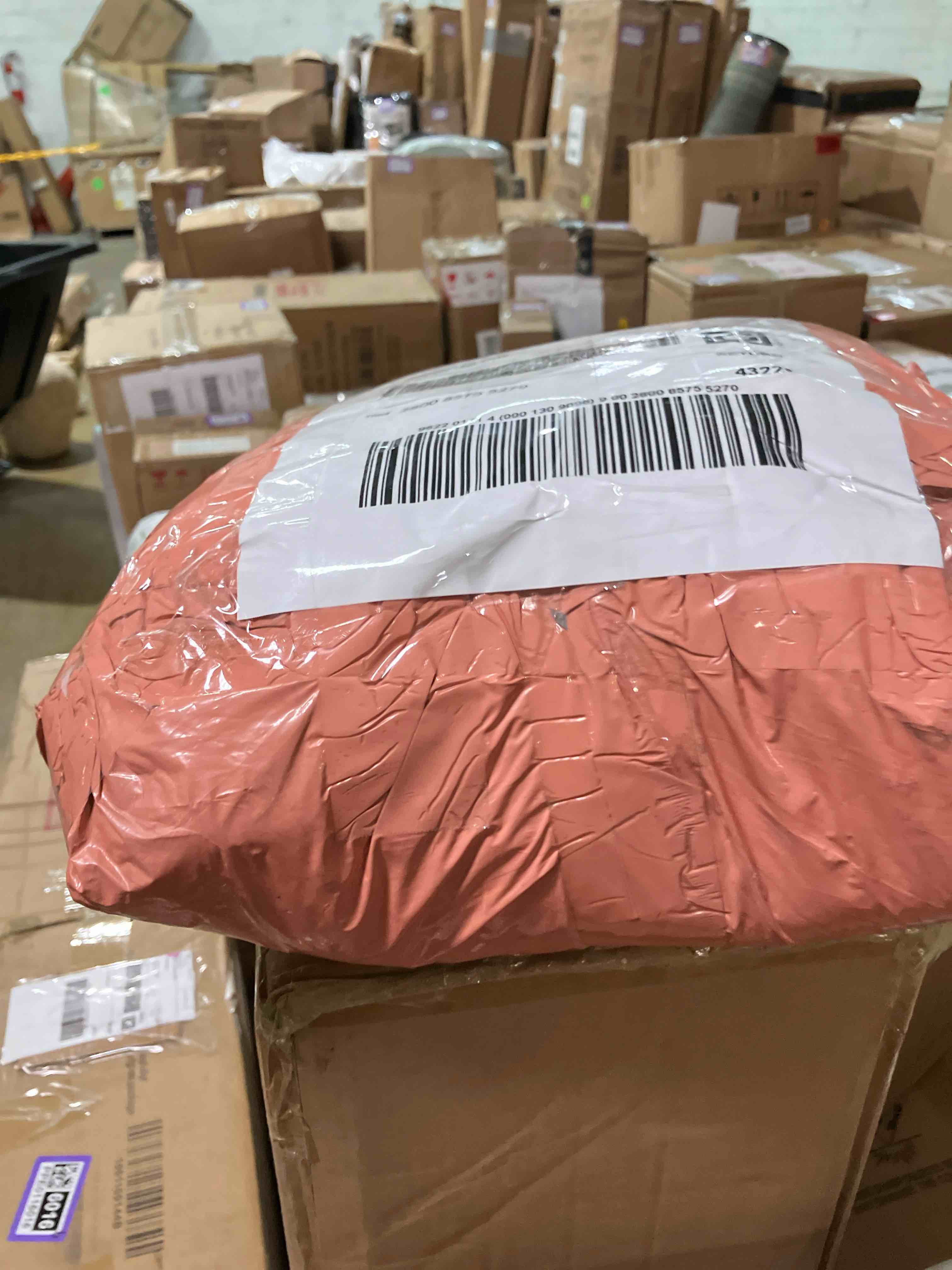 https://s3.amazonaws.com/lotting-images-prod/phillipi/PPE0116008_1730841306837.jpeg