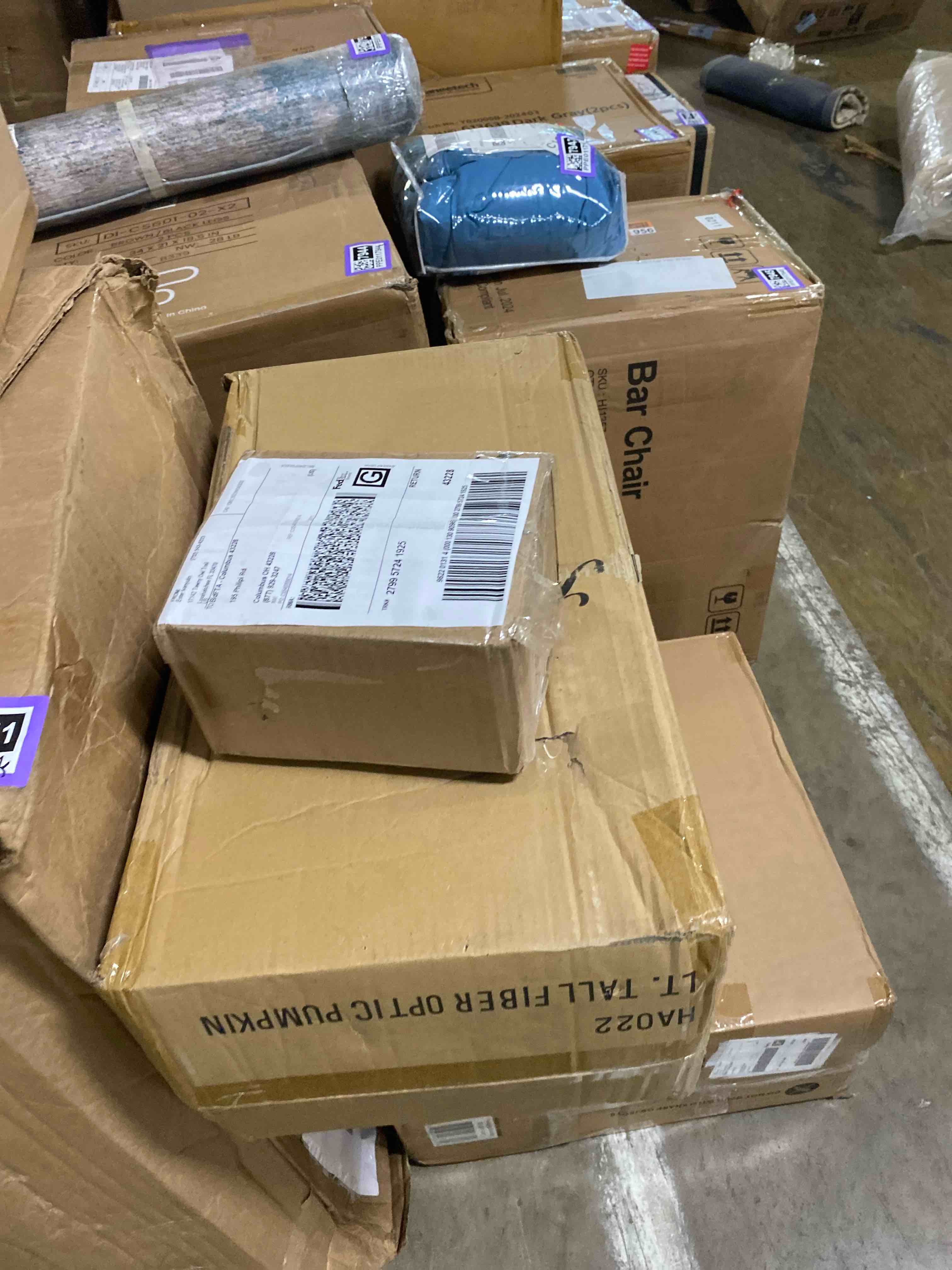 https://s3.amazonaws.com/lotting-images-prod/phillipi/PPE0117938_1727899749722.jpeg