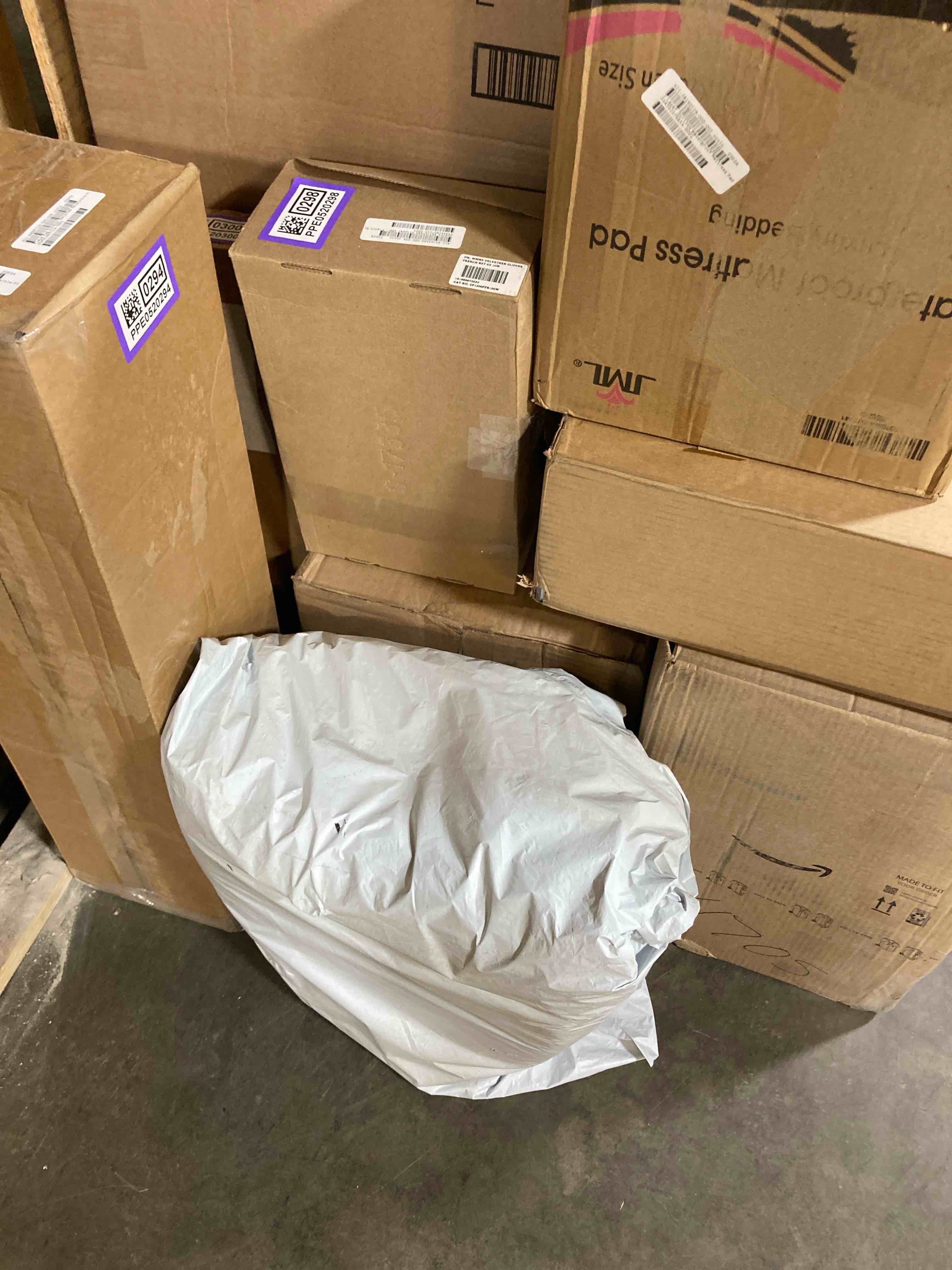 https://s3.amazonaws.com/lotting-images-prod/phillipi/PPE0520292_1742159196907.jpeg