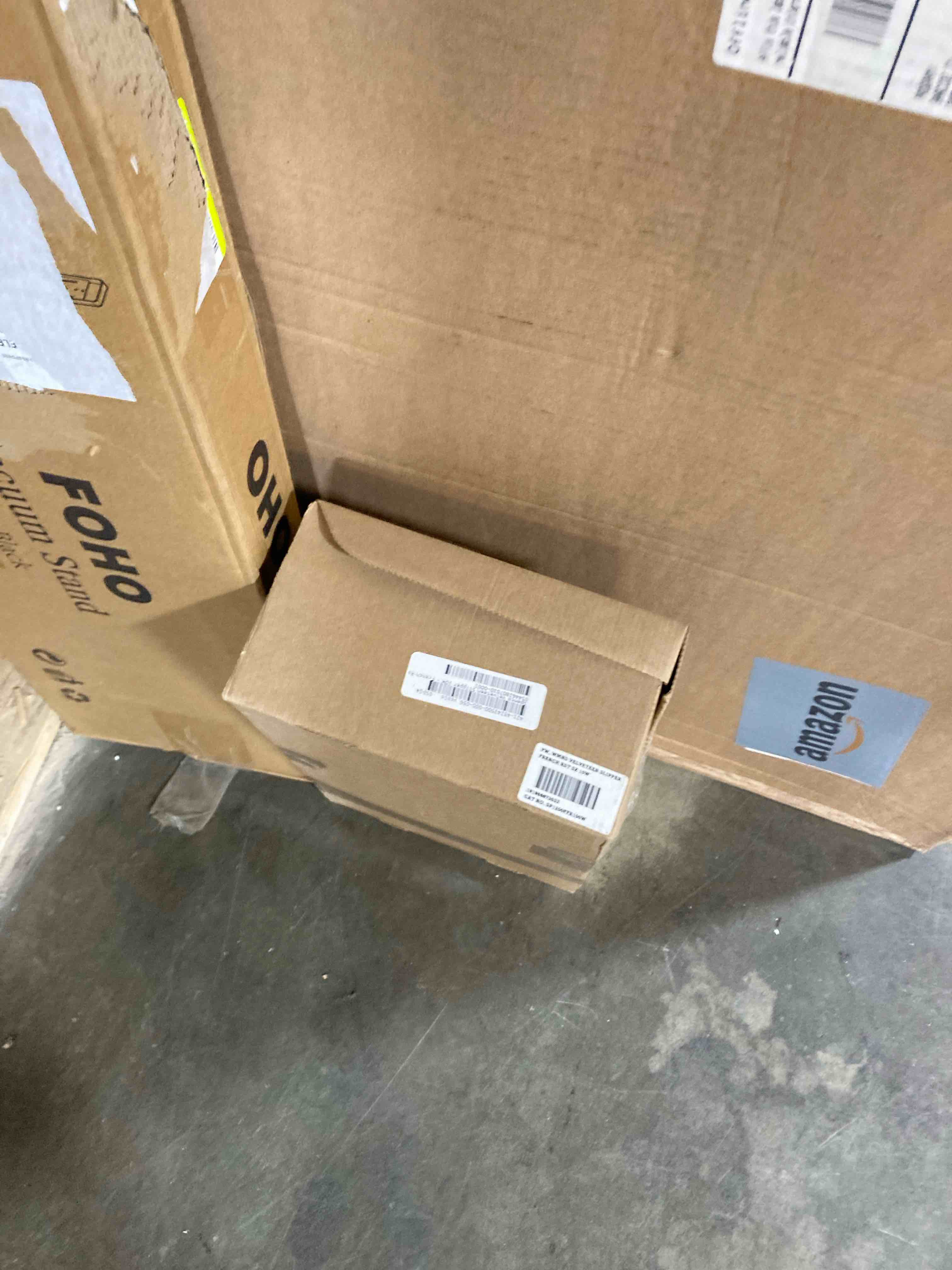 https://s3.amazonaws.com/lotting-images-prod/phillipi/PPE0520298_1742158510826.jpeg