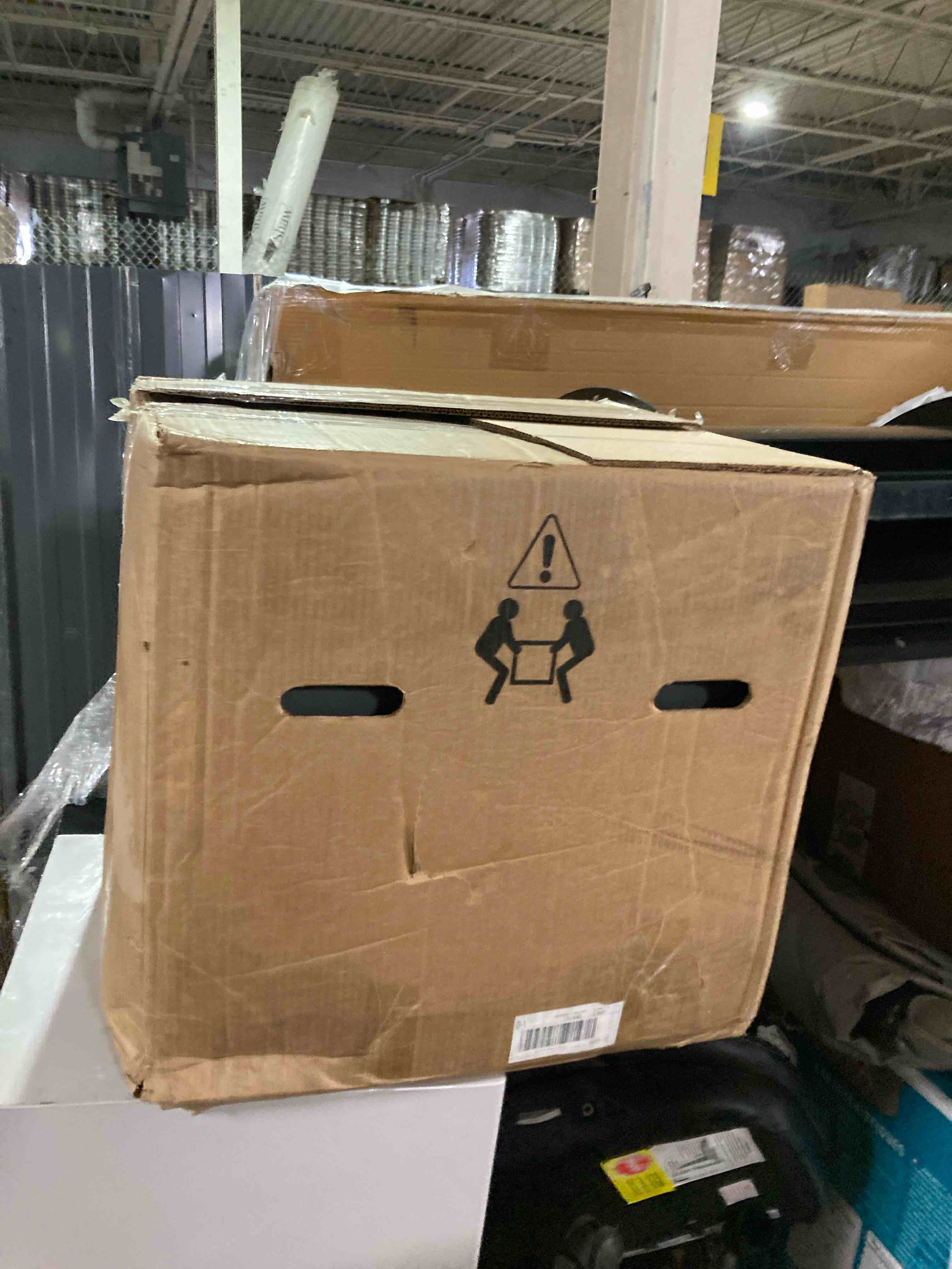 https://s3.amazonaws.com/lotting-images-prod/phillipi/PPE0522133_1739379211032.jpeg