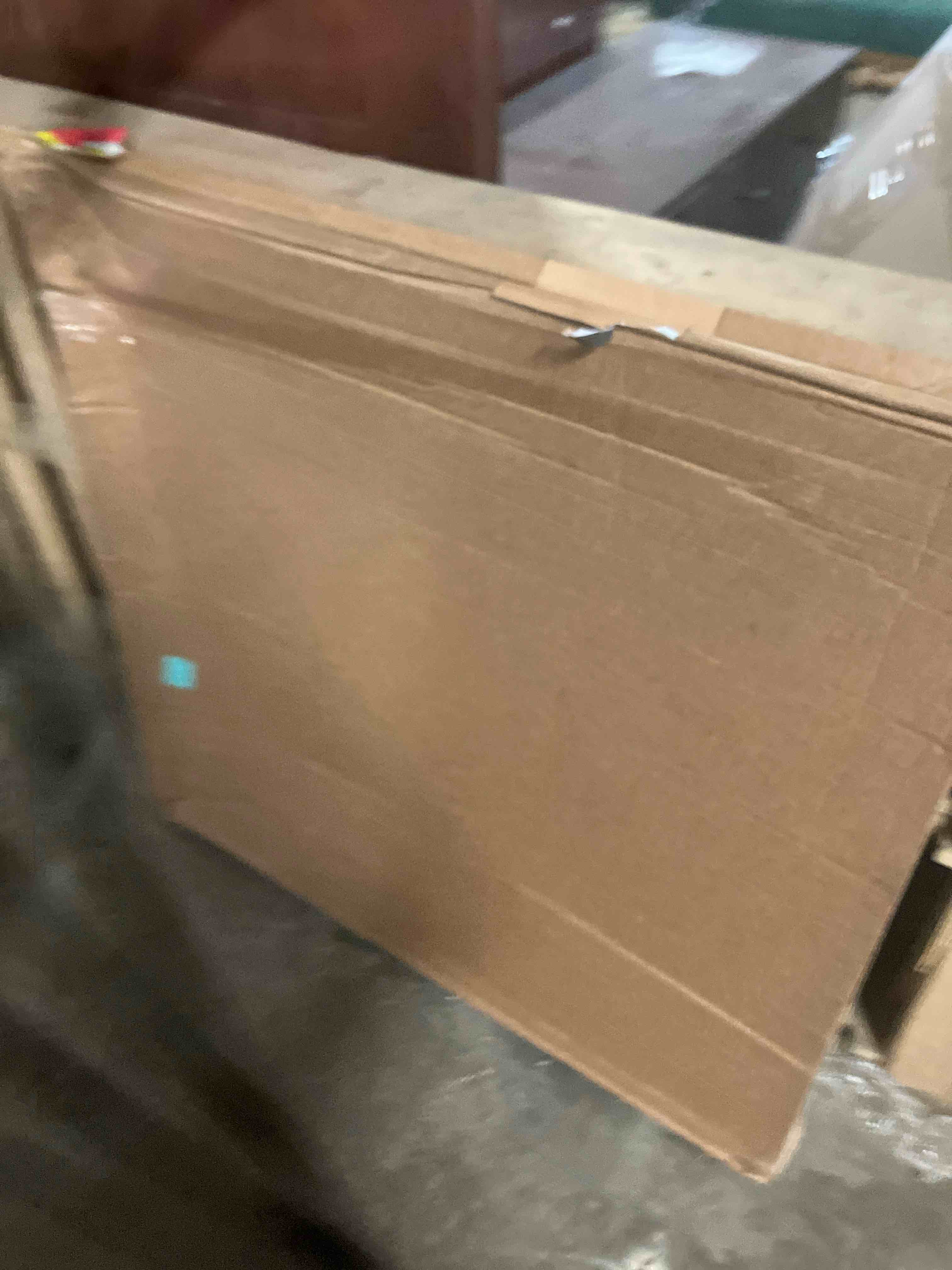 https://s3.amazonaws.com/lotting-images-prod/phillipi/PPE0522712_1738945483672.jpeg