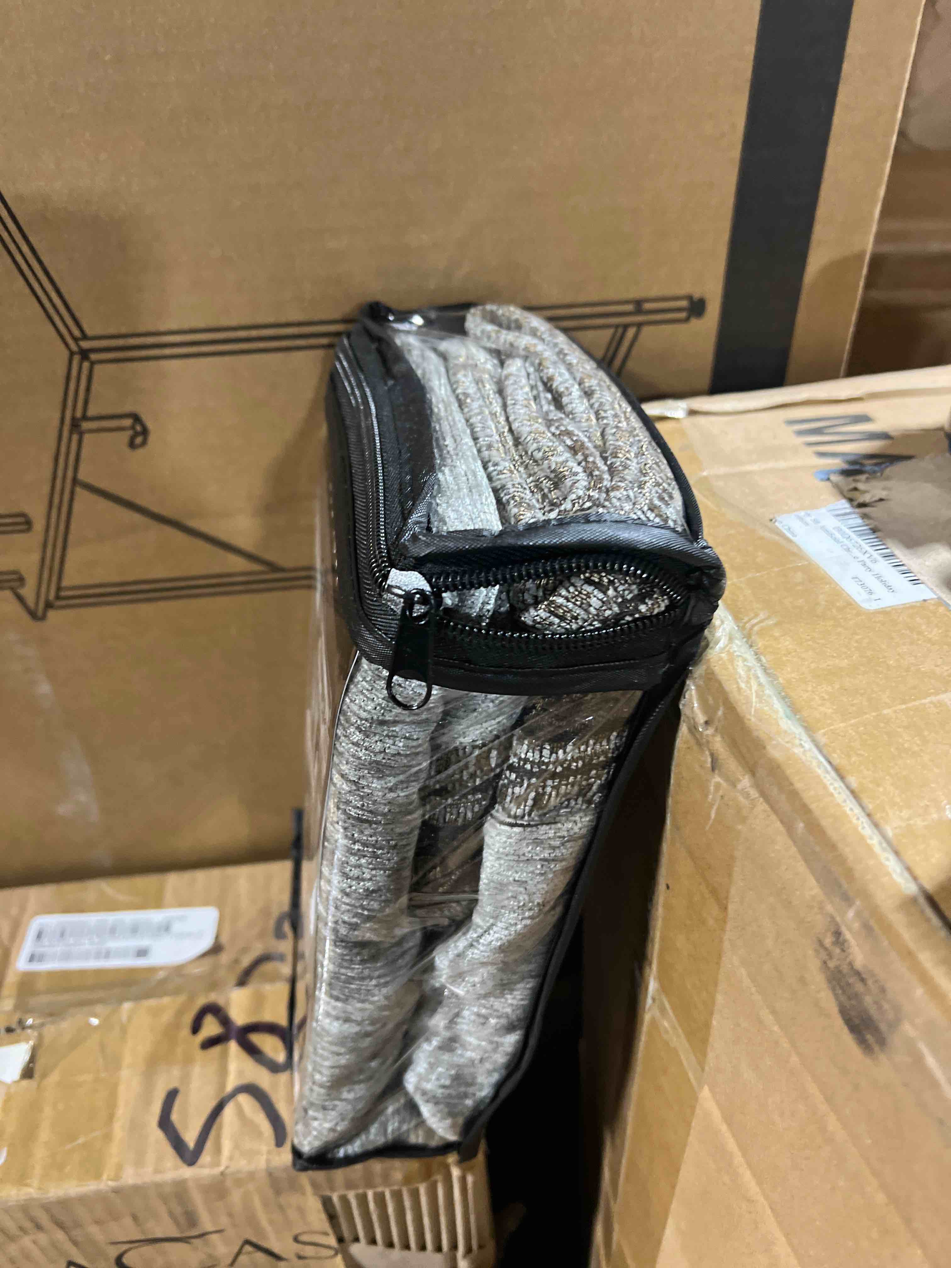 https://s3.amazonaws.com/lotting-images-prod/phillipi/PPE0527081_1738511394393.jpeg