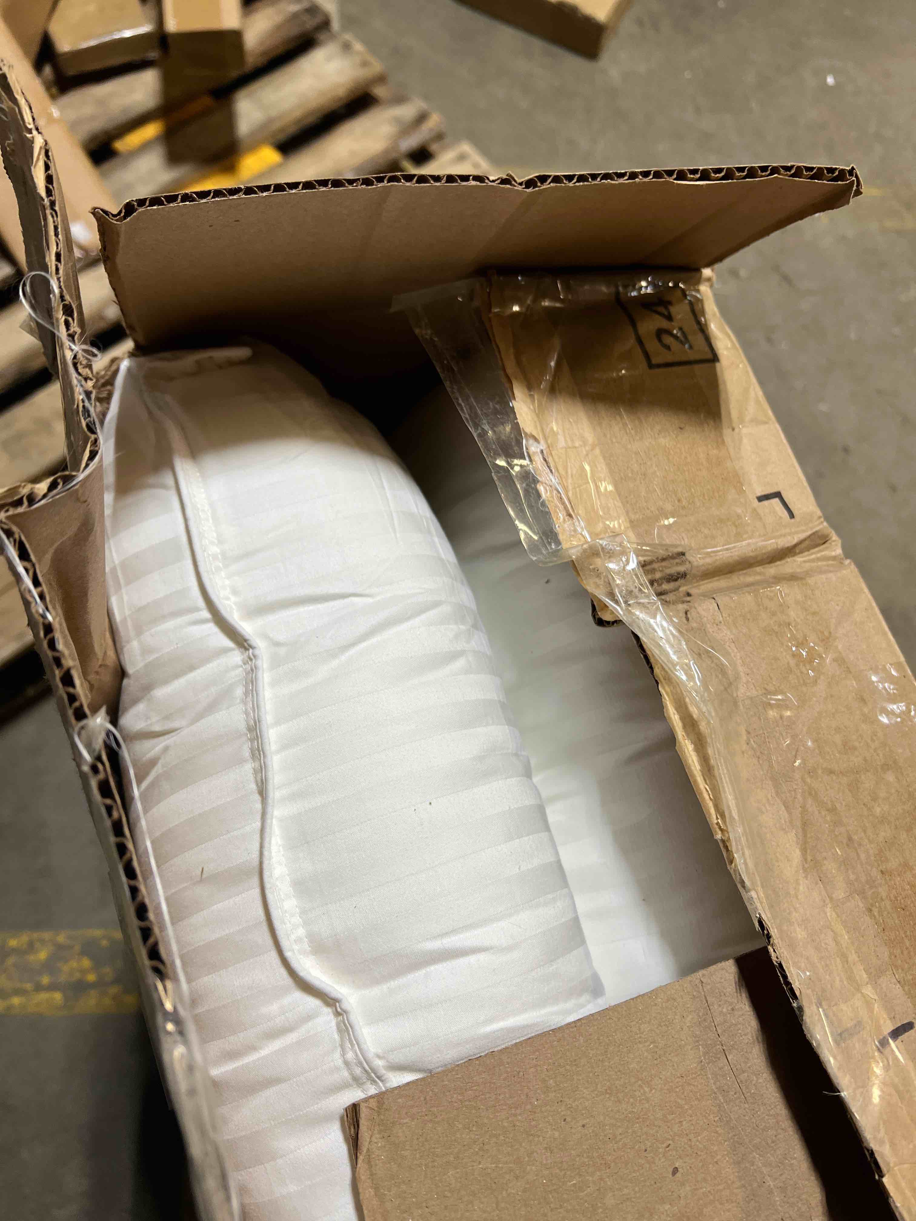 https://s3.amazonaws.com/lotting-images-prod/phillipi/PPE0527640_1737311547669.jpeg