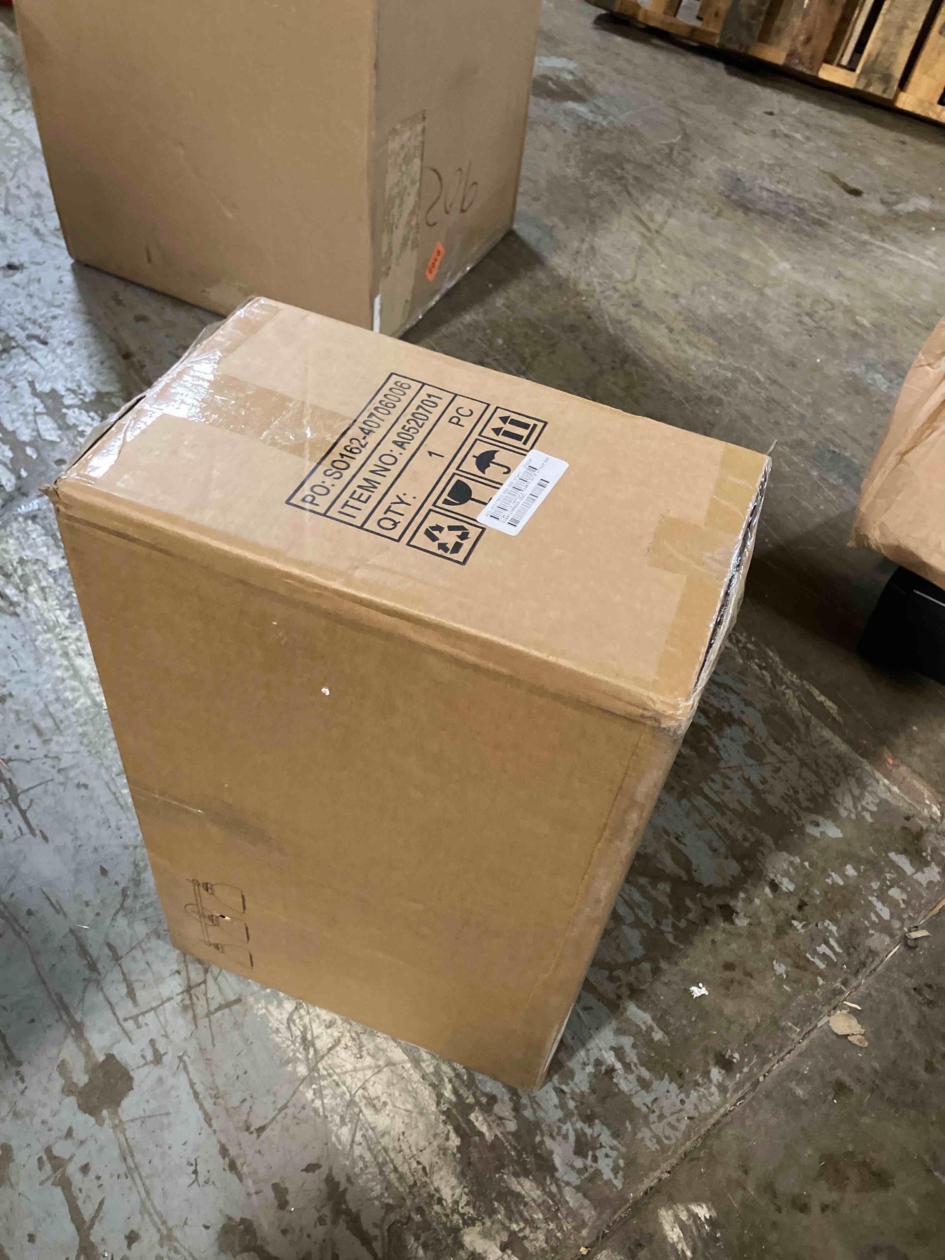 https://s3.amazonaws.com/lotting-images-prod/phillipi/PPE0529206_1736539572135.jpeg