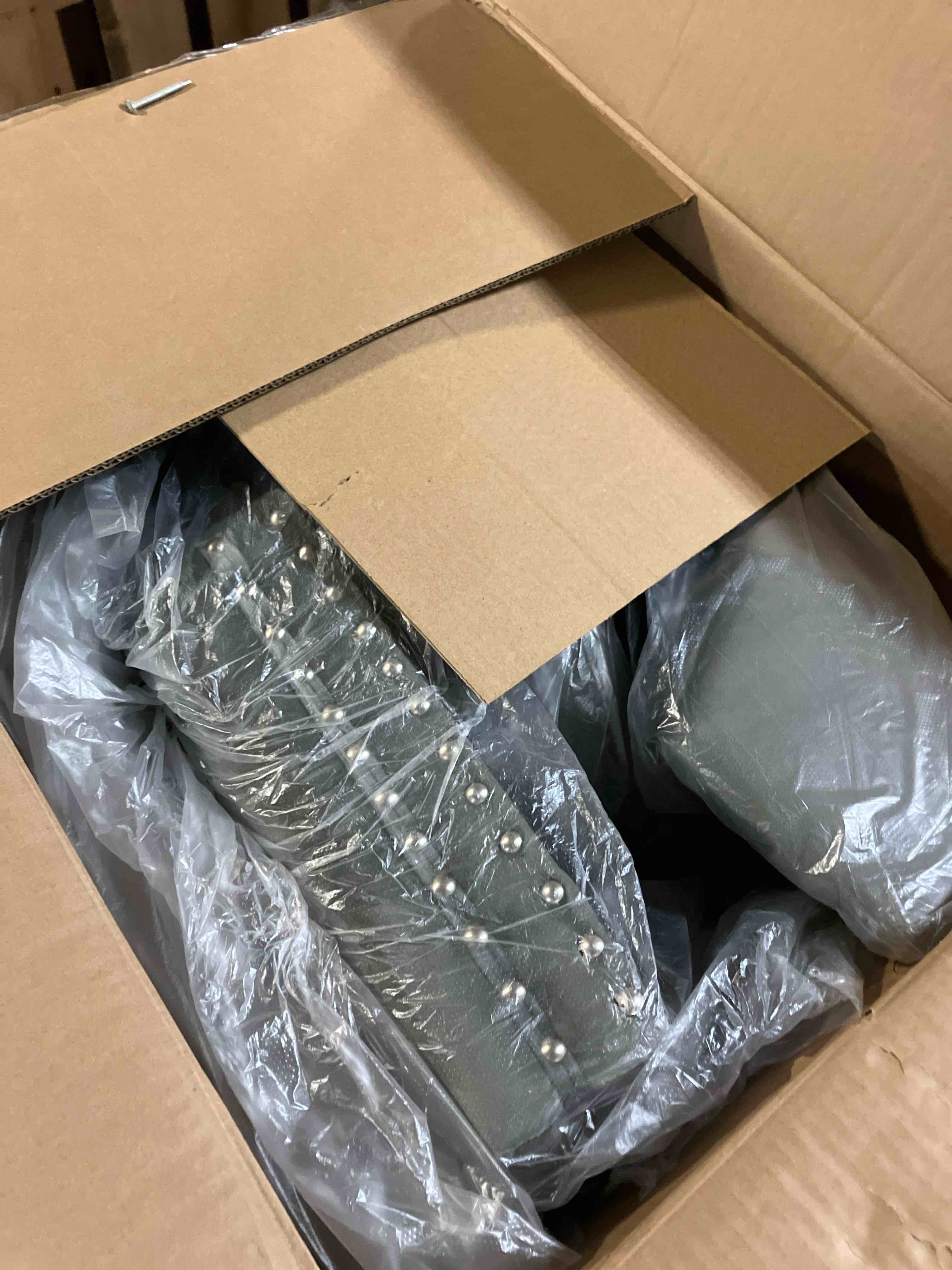 https://s3.amazonaws.com/lotting-images-prod/phillipi/PPE0529620_1736802319951.jpeg