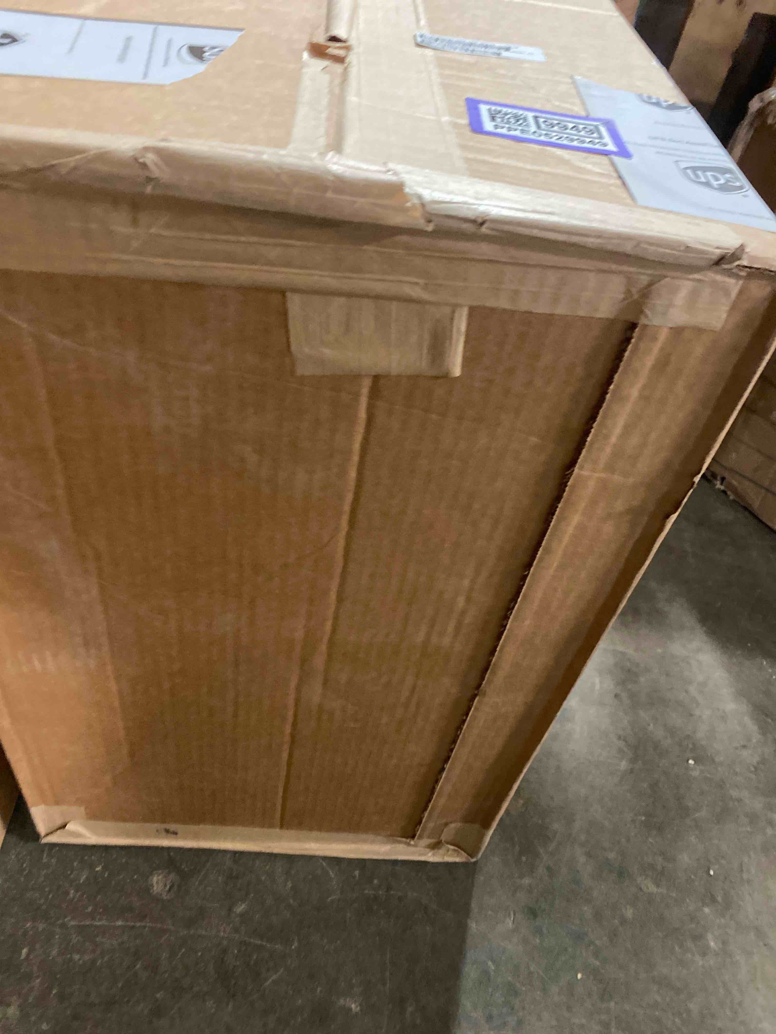 https://s3.amazonaws.com/lotting-images-prod/phillipi/PPE0529949_1735841738110.jpeg