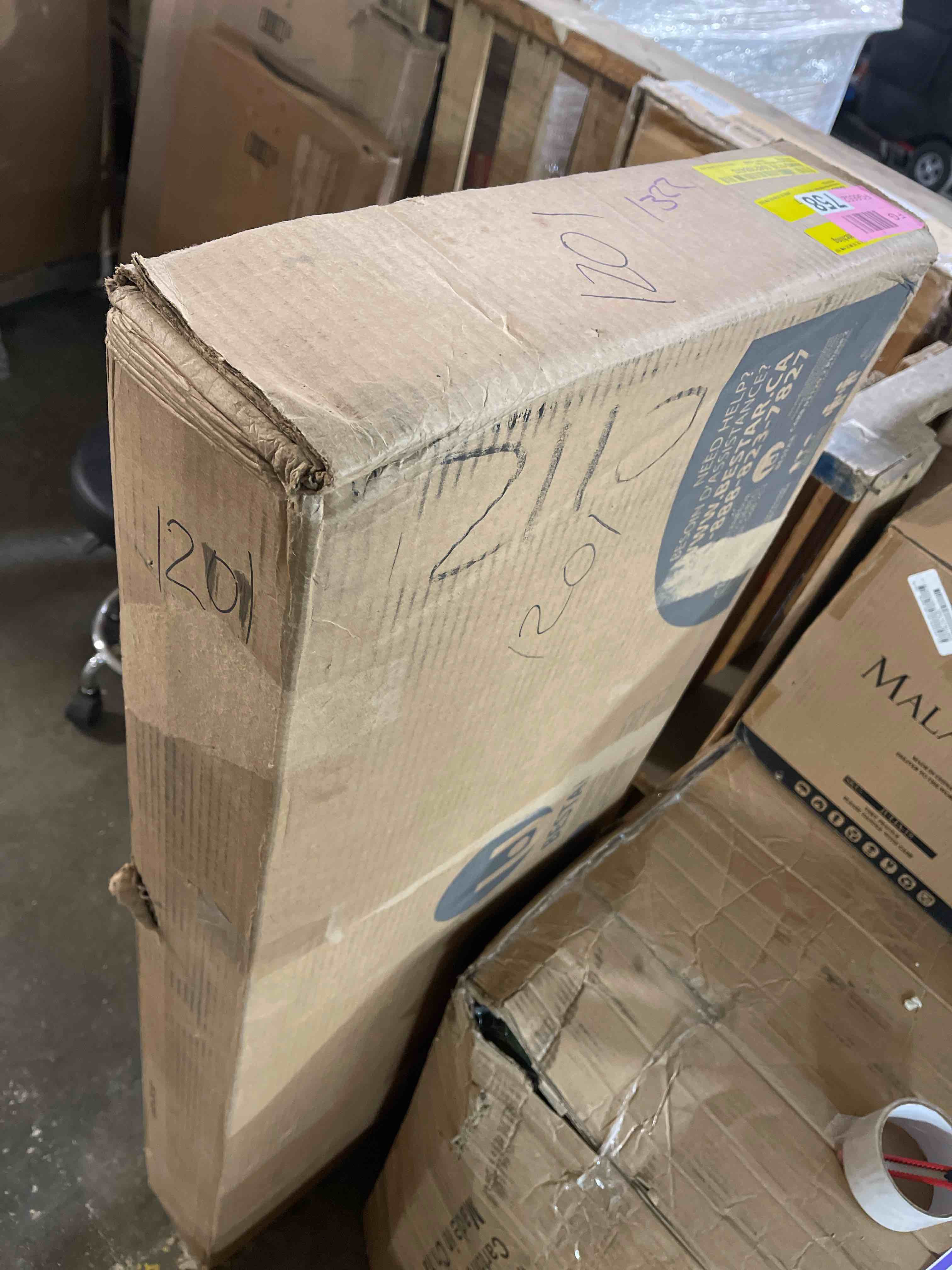 https://s3.amazonaws.com/lotting-images-prod/phillipi/PPE0530854_1738012513850.jpeg