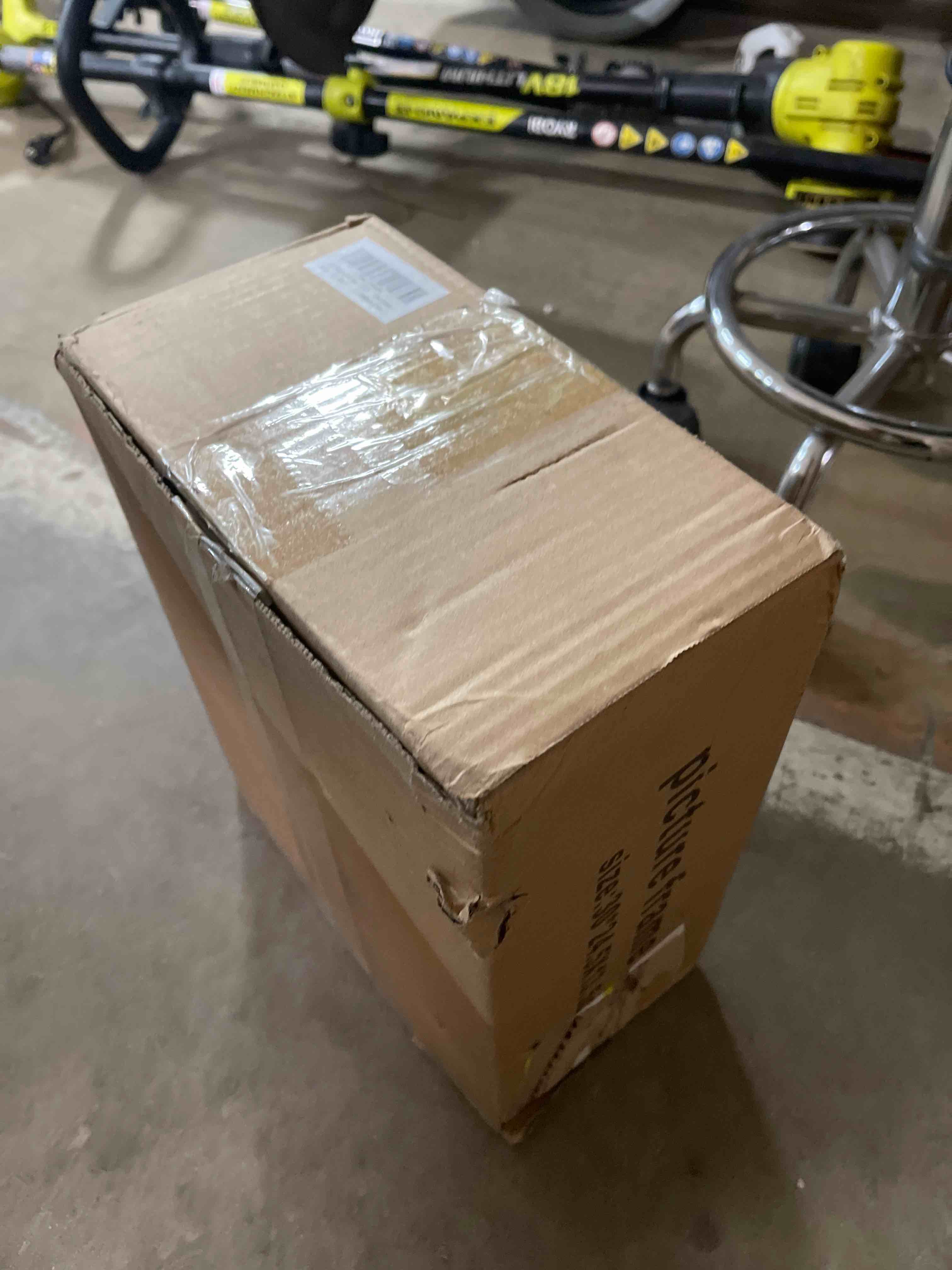 https://s3.amazonaws.com/lotting-images-prod/phillipi/PPE0531293_1738004620330.jpeg