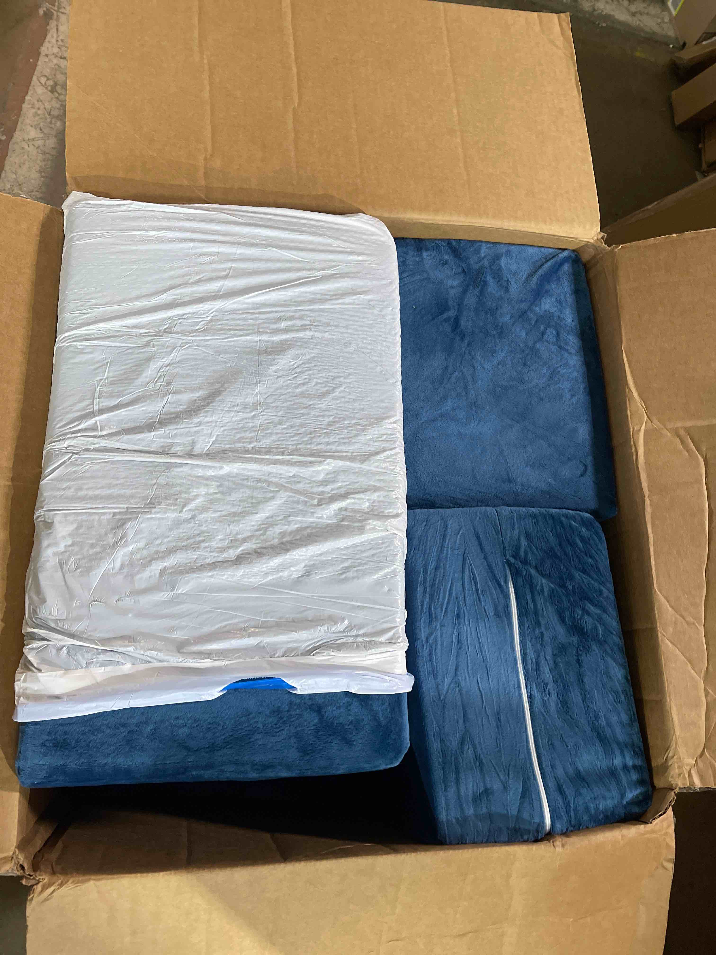 https://s3.amazonaws.com/lotting-images-prod/phillipi/PPE0531296_1738005030212.jpeg