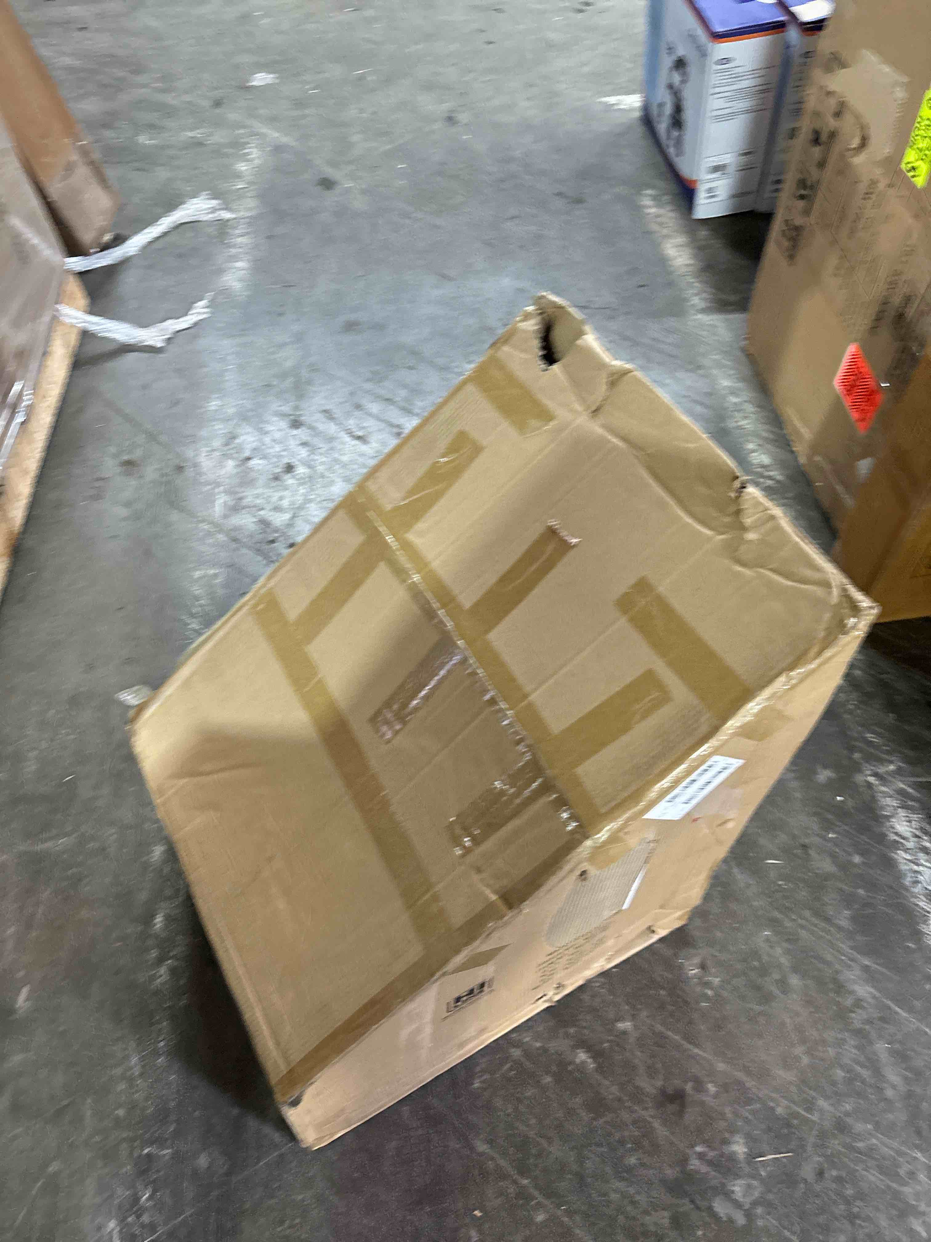 https://s3.amazonaws.com/lotting-images-prod/phillipi/PPE0531472_1737667141329.jpeg