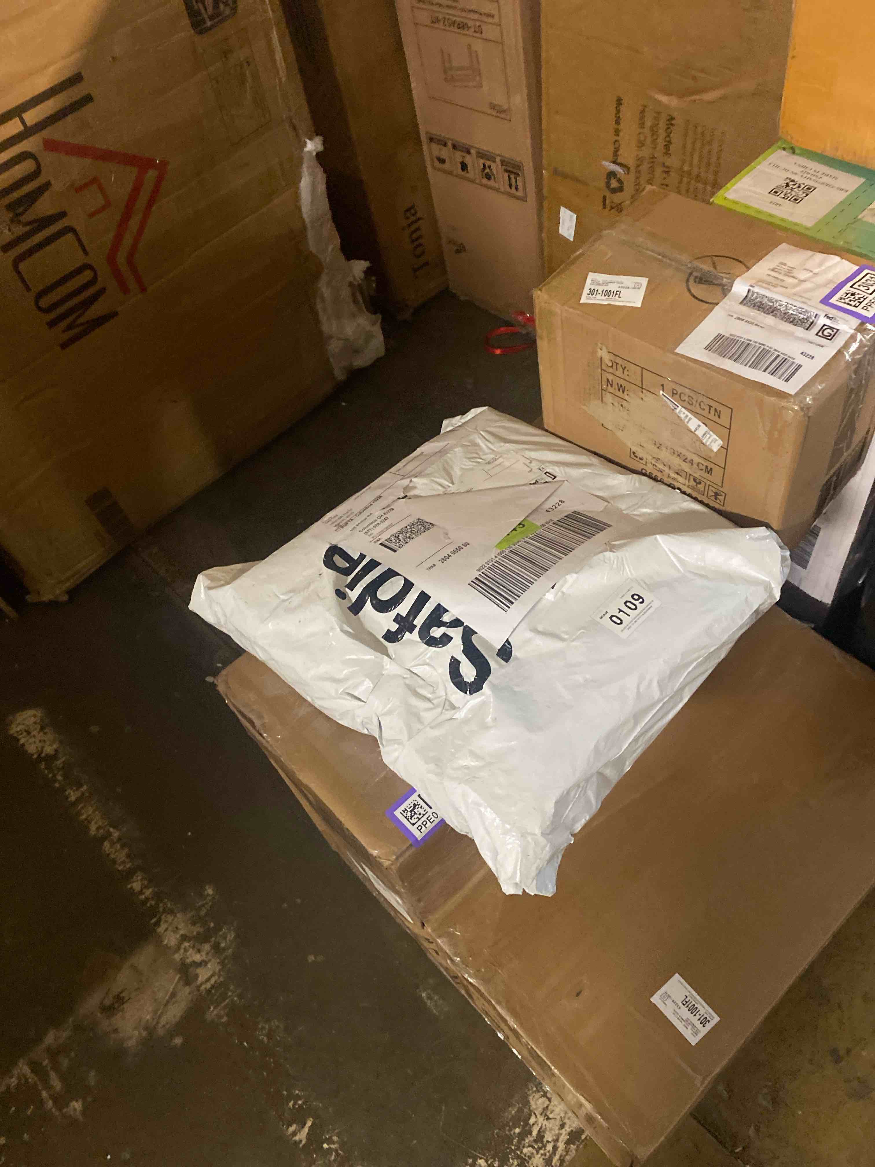 https://s3.amazonaws.com/lotting-images-prod/phillipi/PPE0533032_1730385749305.jpeg