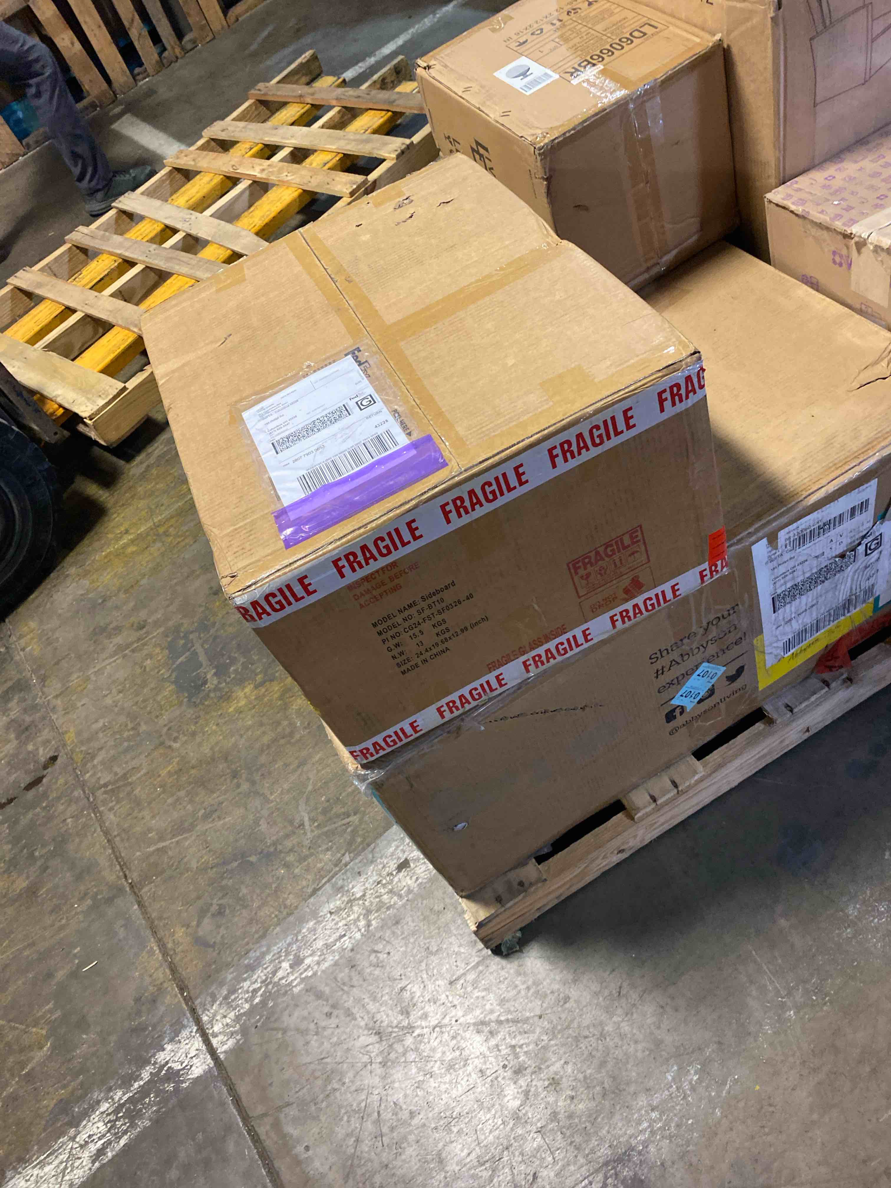 https://s3.amazonaws.com/lotting-images-prod/phillipi/PPE0533763_1729887199954.jpeg