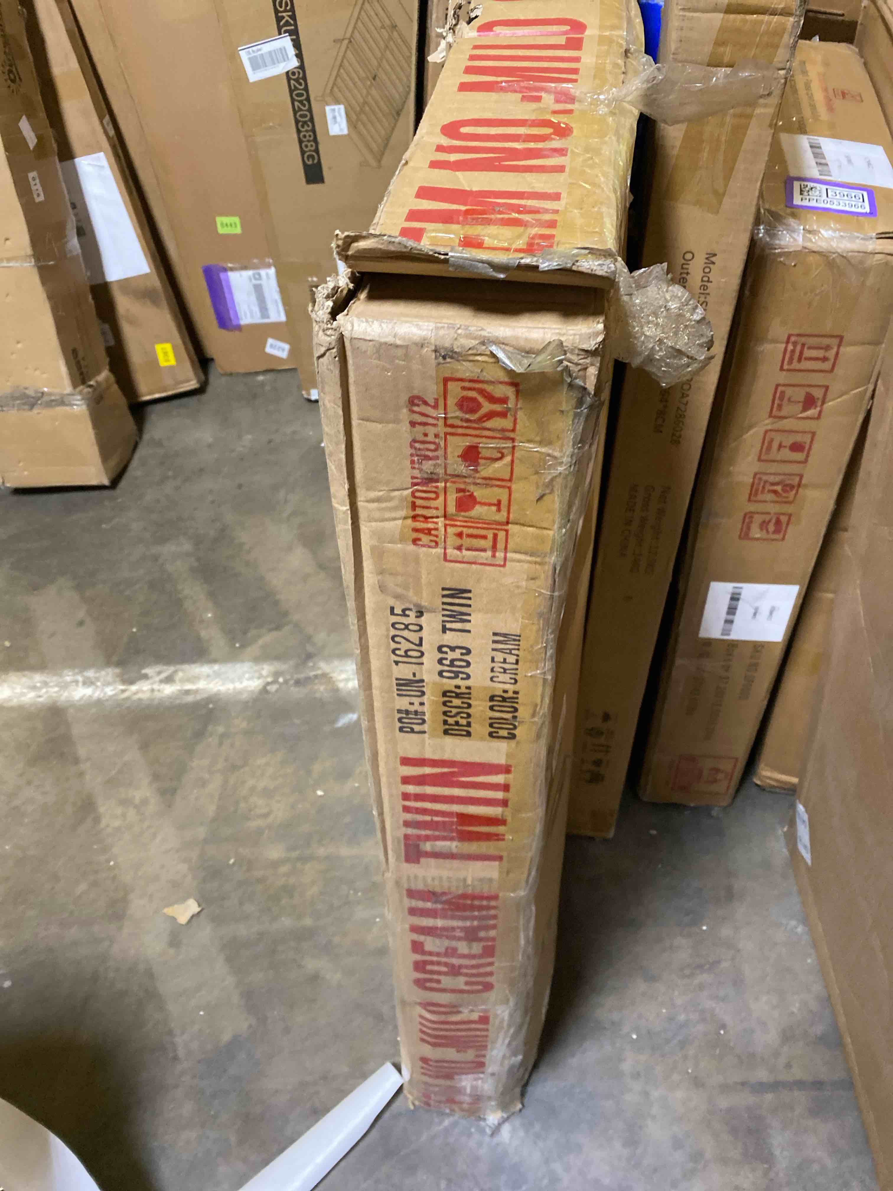 https://s3.amazonaws.com/lotting-images-prod/phillipi/PPE0533976_1729892843430.jpeg