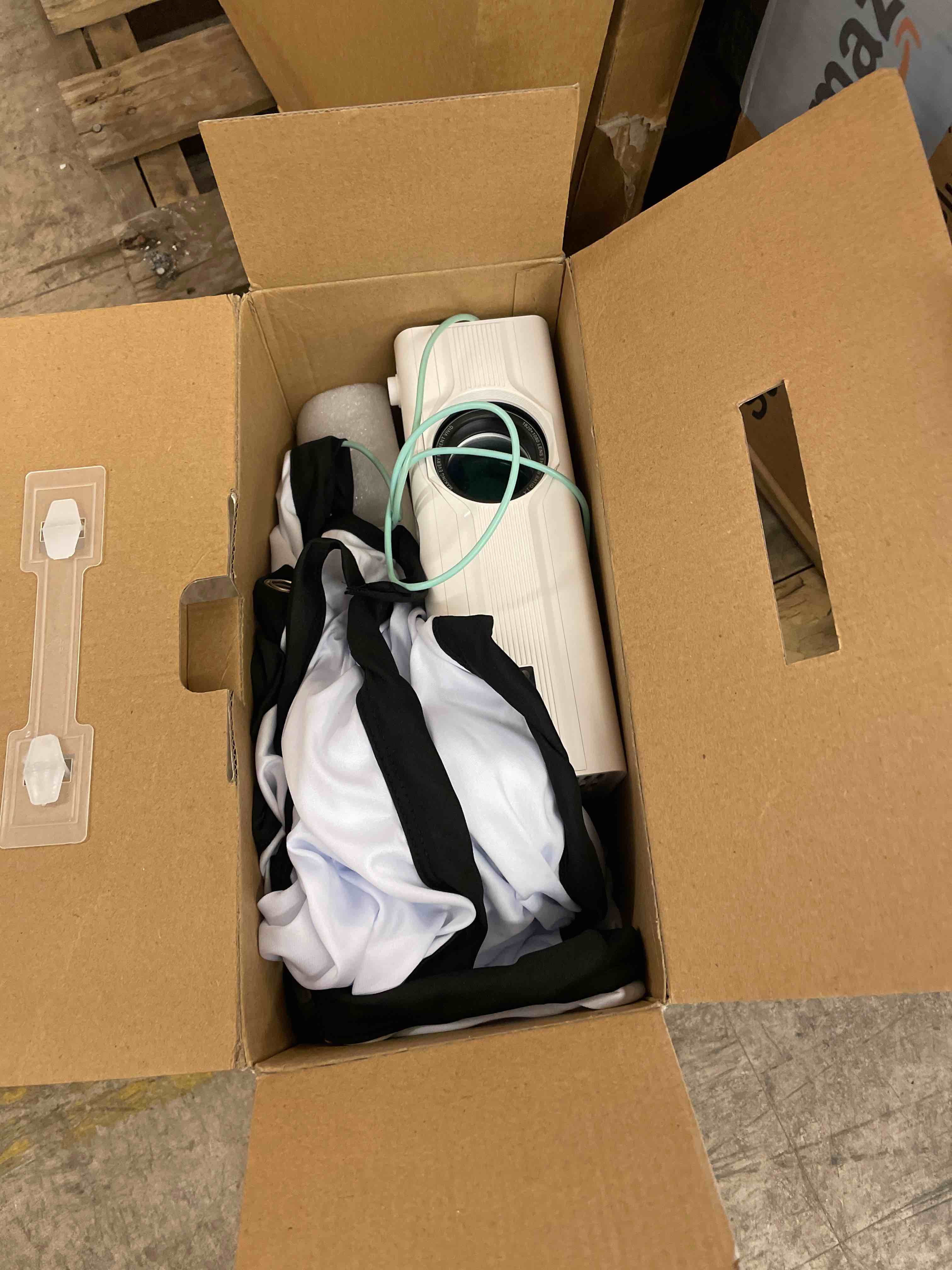 https://s3.amazonaws.com/lotting-images-prod/phillipi/PPE0534265_1737407482436.jpeg