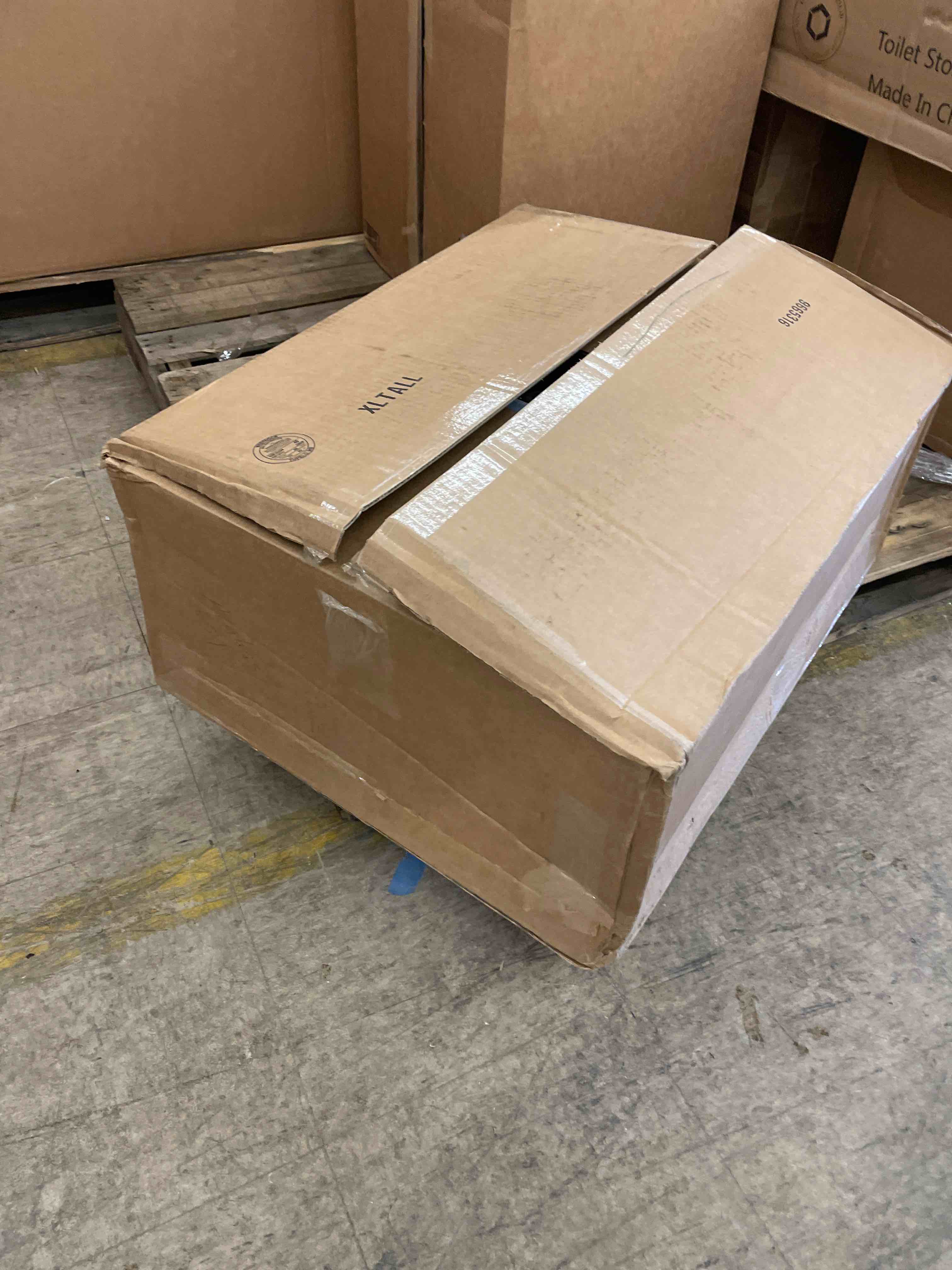 https://s3.amazonaws.com/lotting-images-prod/phillipi/PPE0534274_1737405867245.jpeg