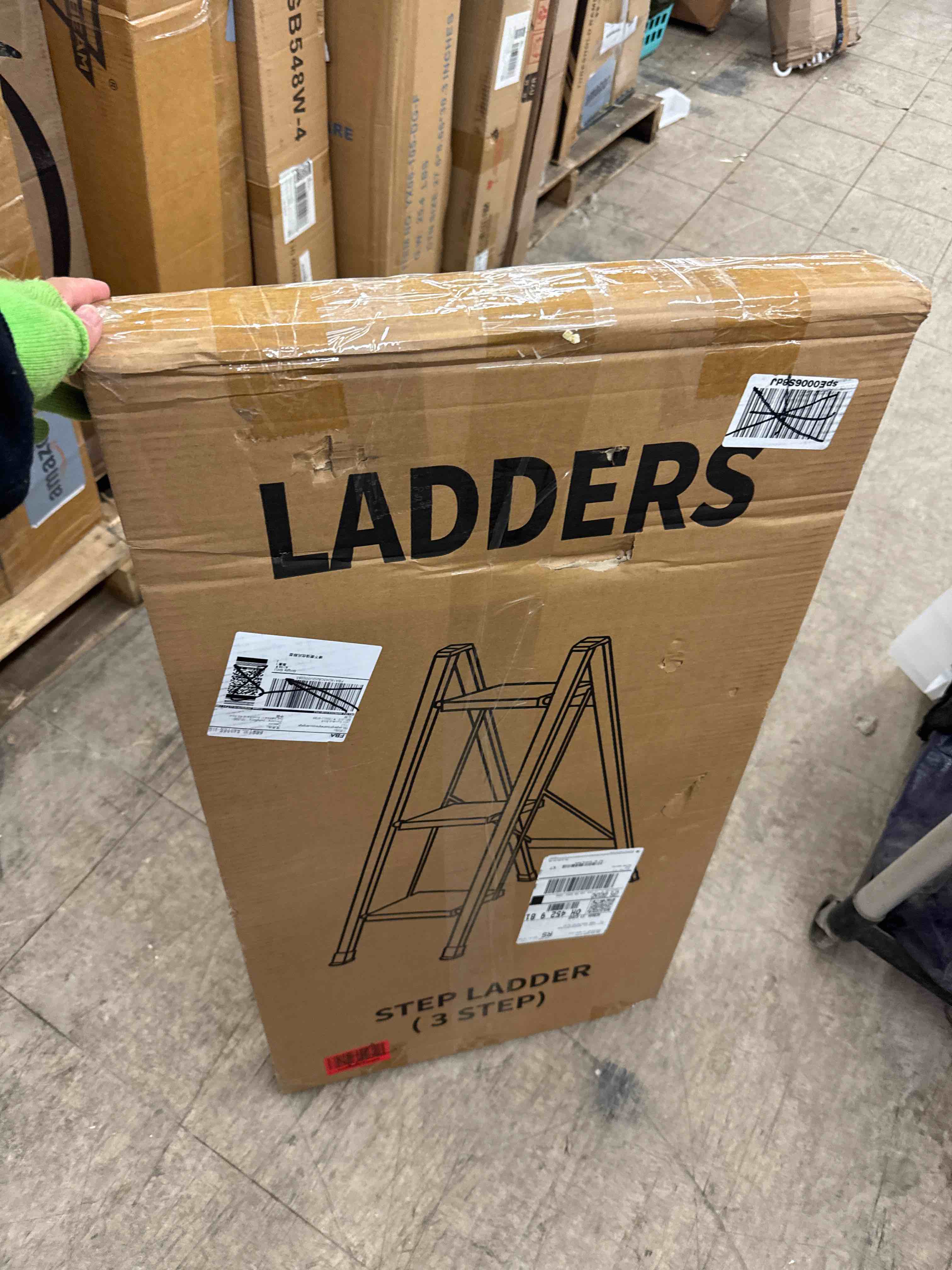 https://s3.amazonaws.com/lotting-images-prod/phillipi/PPE0535722_1732724812053.jpeg