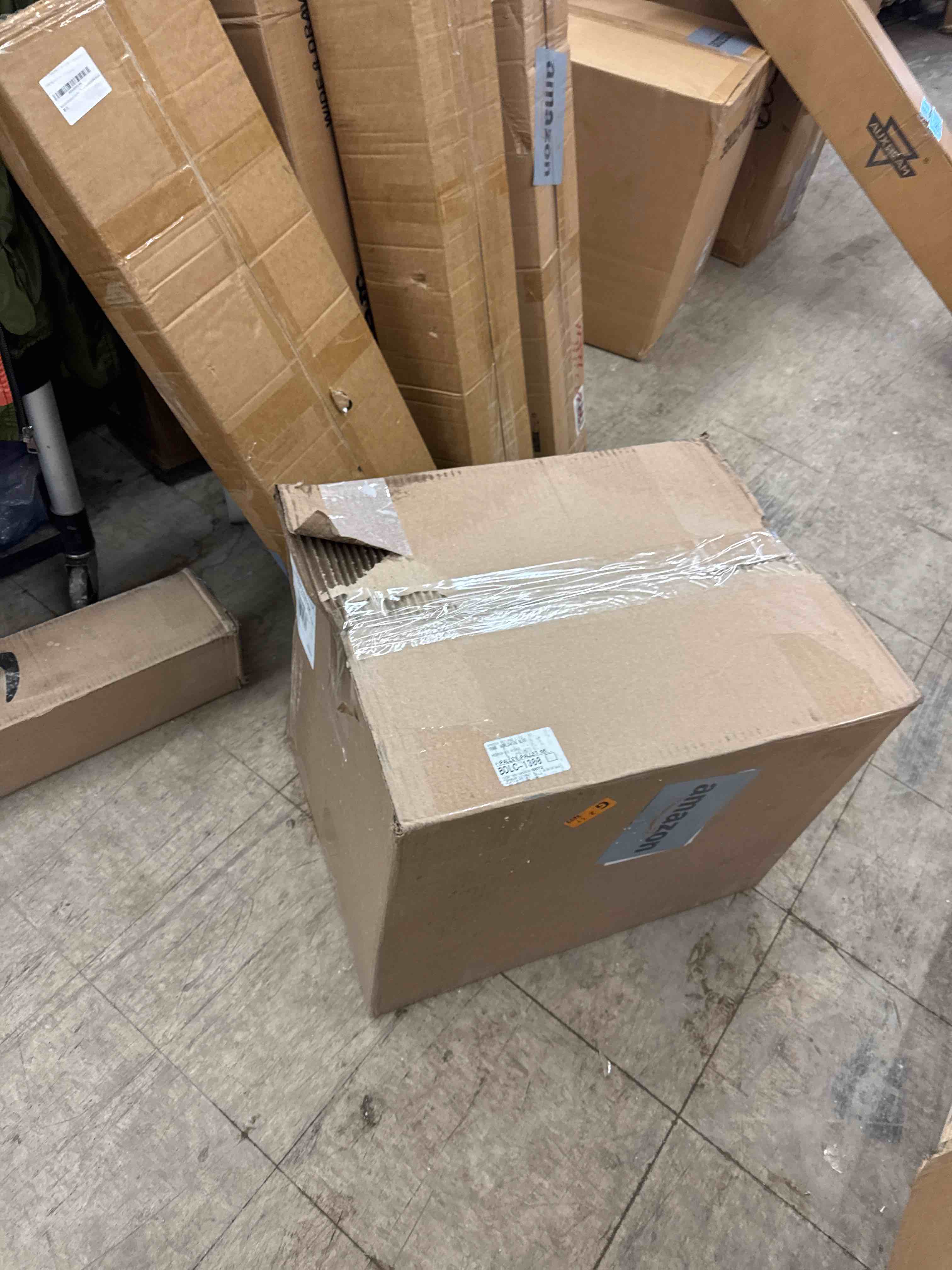 https://s3.amazonaws.com/lotting-images-prod/phillipi/PPE0535736_1732722297869.jpeg
