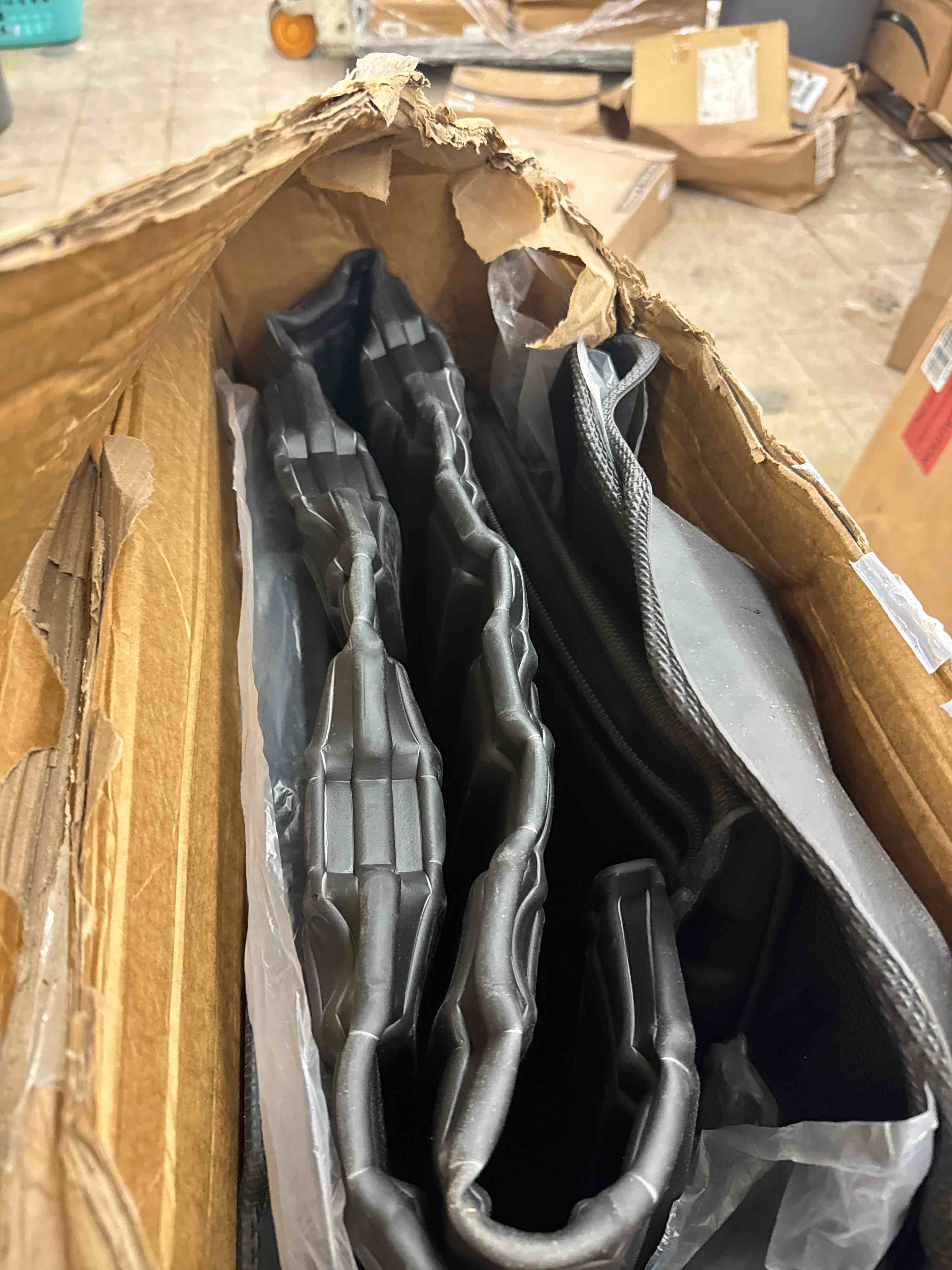 https://s3.amazonaws.com/lotting-images-prod/phillipi/PPE0535739_1732721925279.jpeg