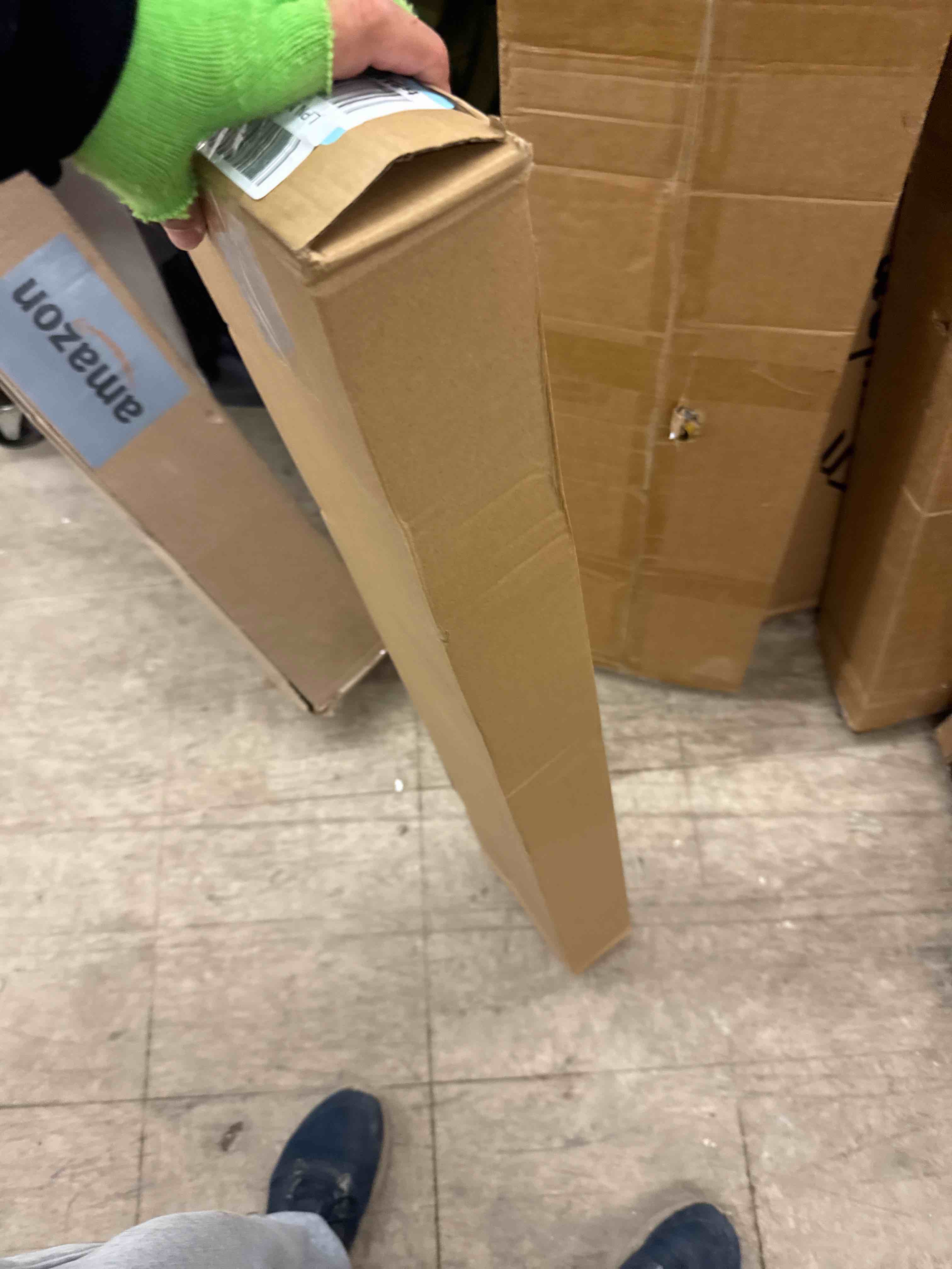 https://s3.amazonaws.com/lotting-images-prod/phillipi/PPE0535740_1732721814895.jpeg