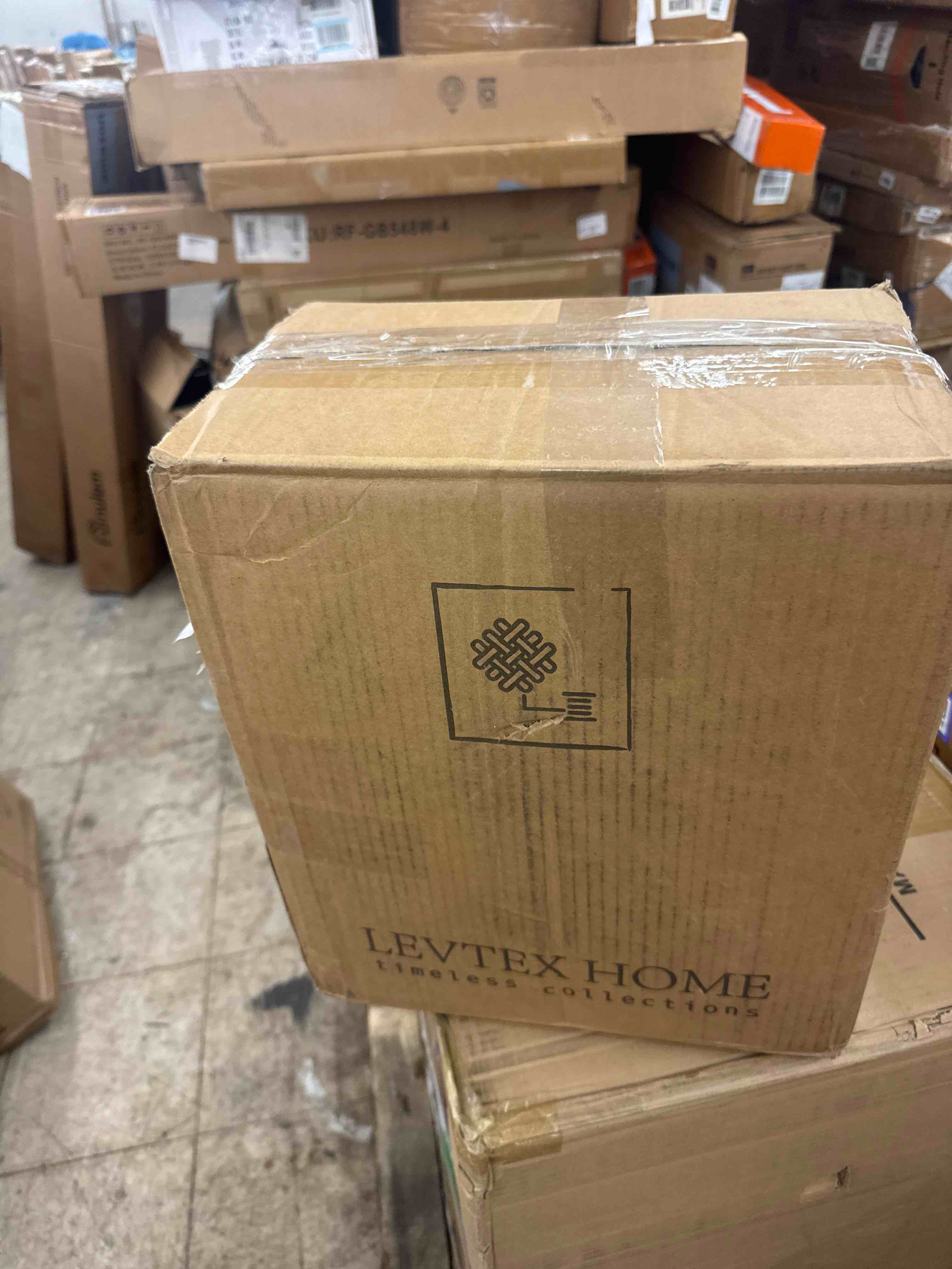 https://s3.amazonaws.com/lotting-images-prod/phillipi/PPE0535765_1732717957712.jpeg