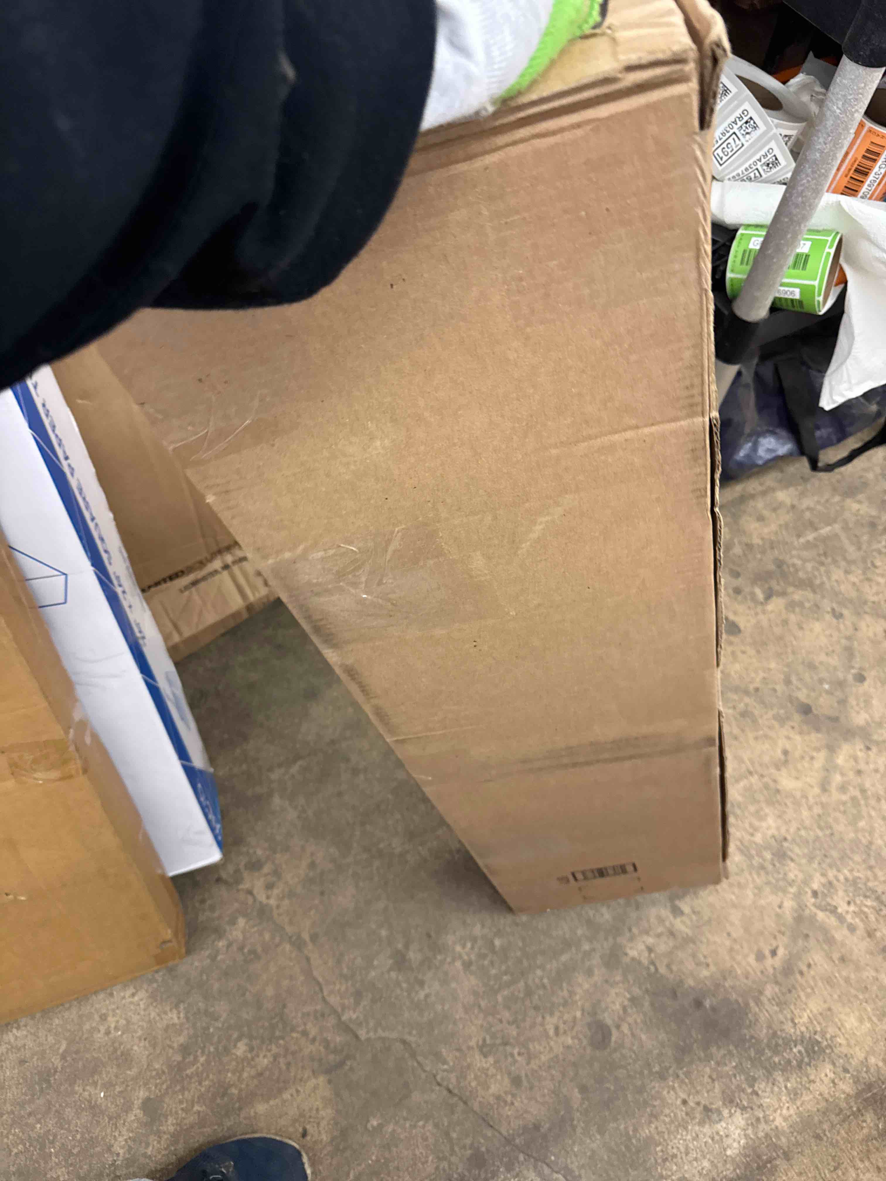 https://s3.amazonaws.com/lotting-images-prod/phillipi/PPE0535890_1732209317009.jpeg