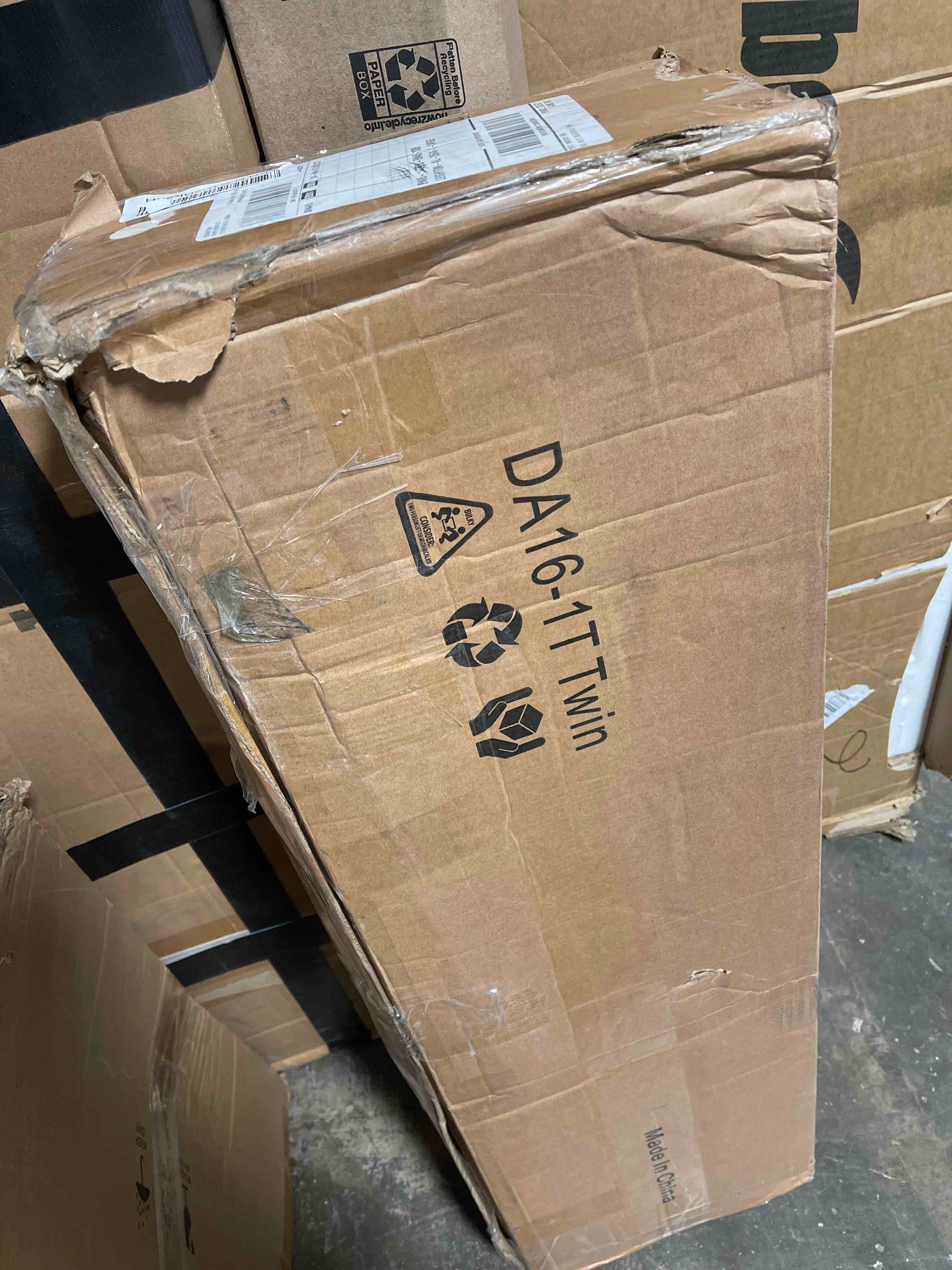 https://s3.amazonaws.com/lotting-images-prod/phillipi/PPE0537247_1732300534787.jpeg