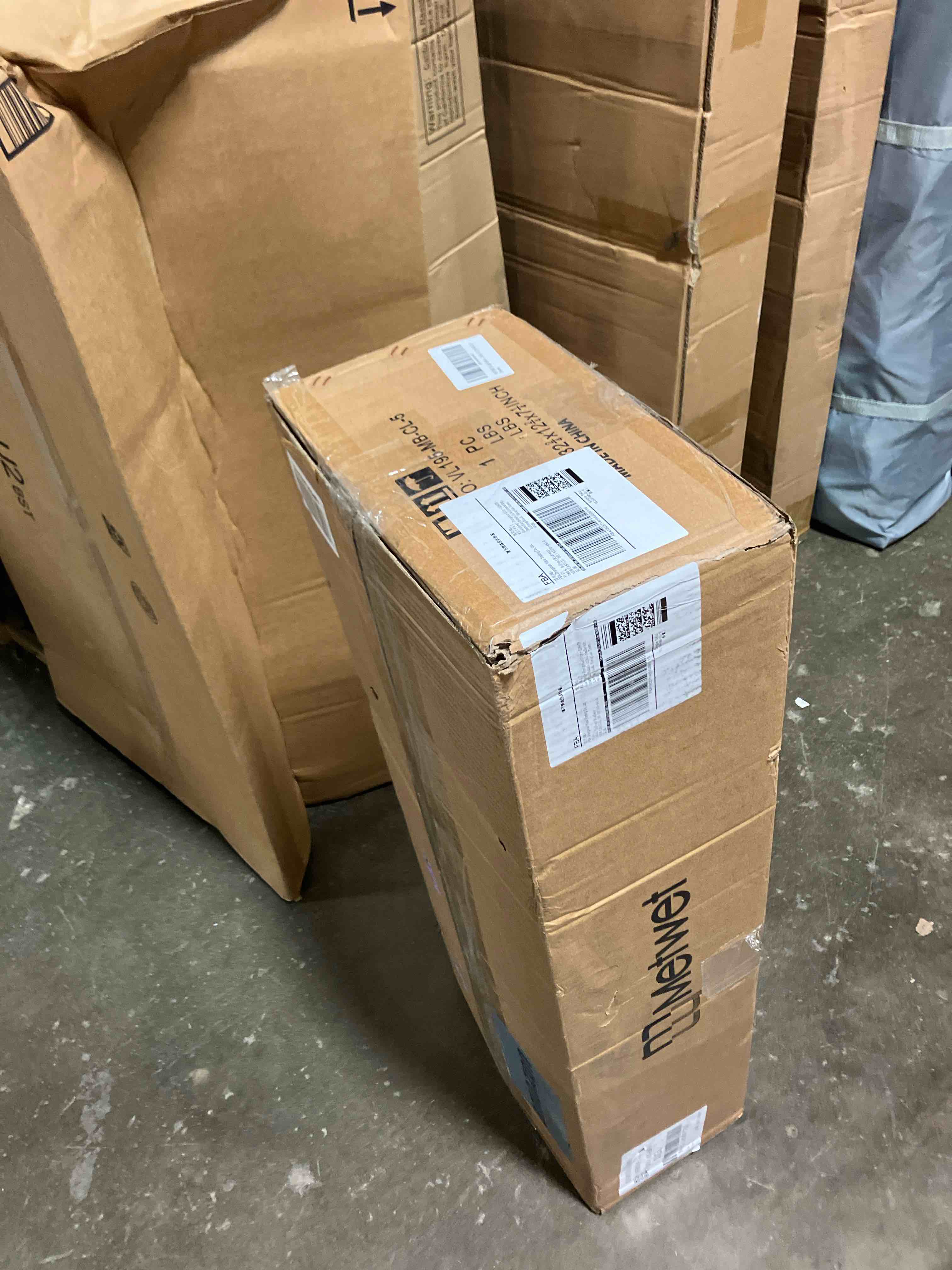 https://s3.amazonaws.com/lotting-images-prod/phillipi/PPE0537379_1732044661988.jpeg
