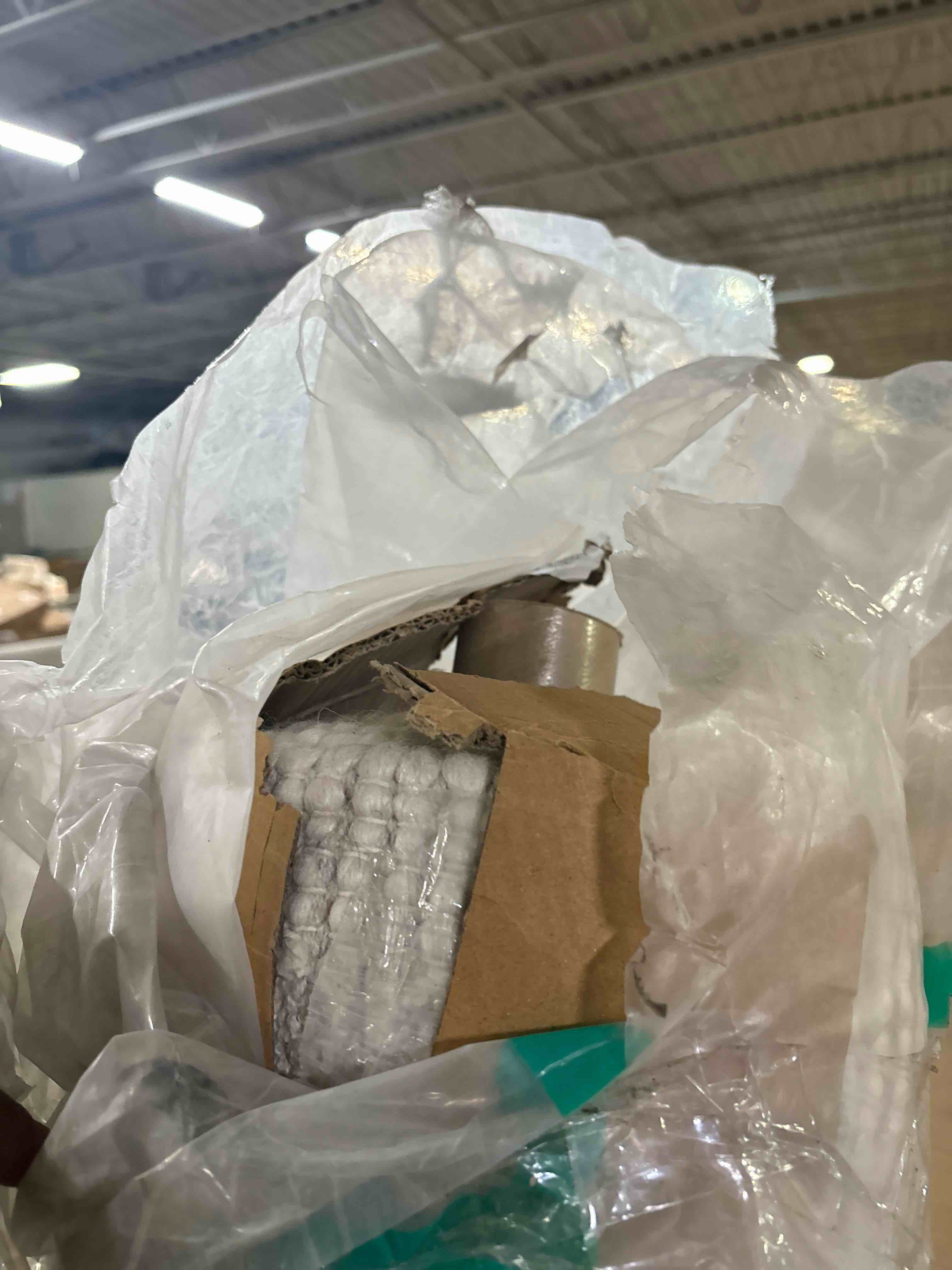 https://s3.amazonaws.com/lotting-images-prod/phillipi/PPE0537913_1731682650923.jpeg