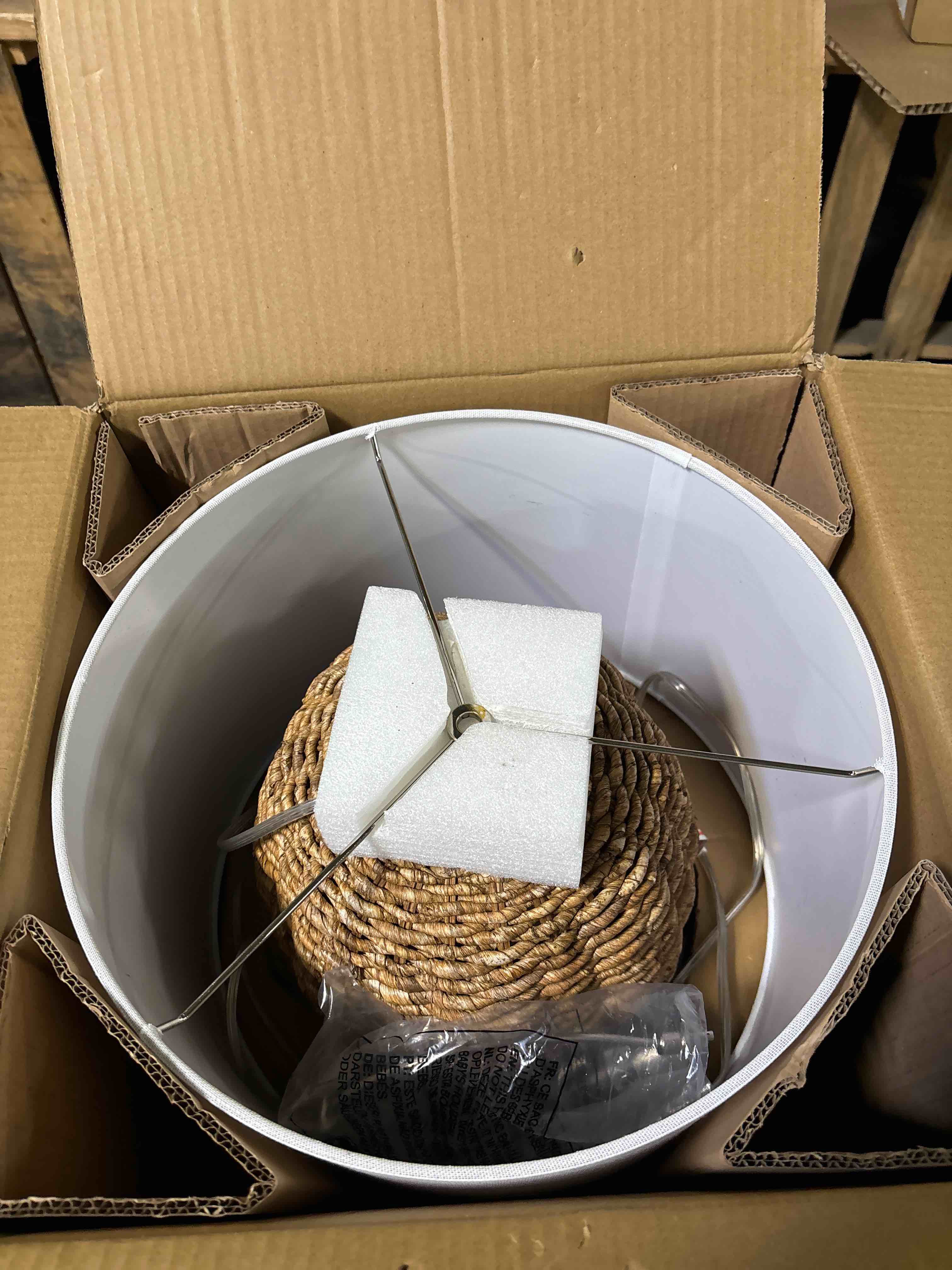 https://s3.amazonaws.com/lotting-images-prod/phillipi/PPE0537962_1731621766673.jpeg