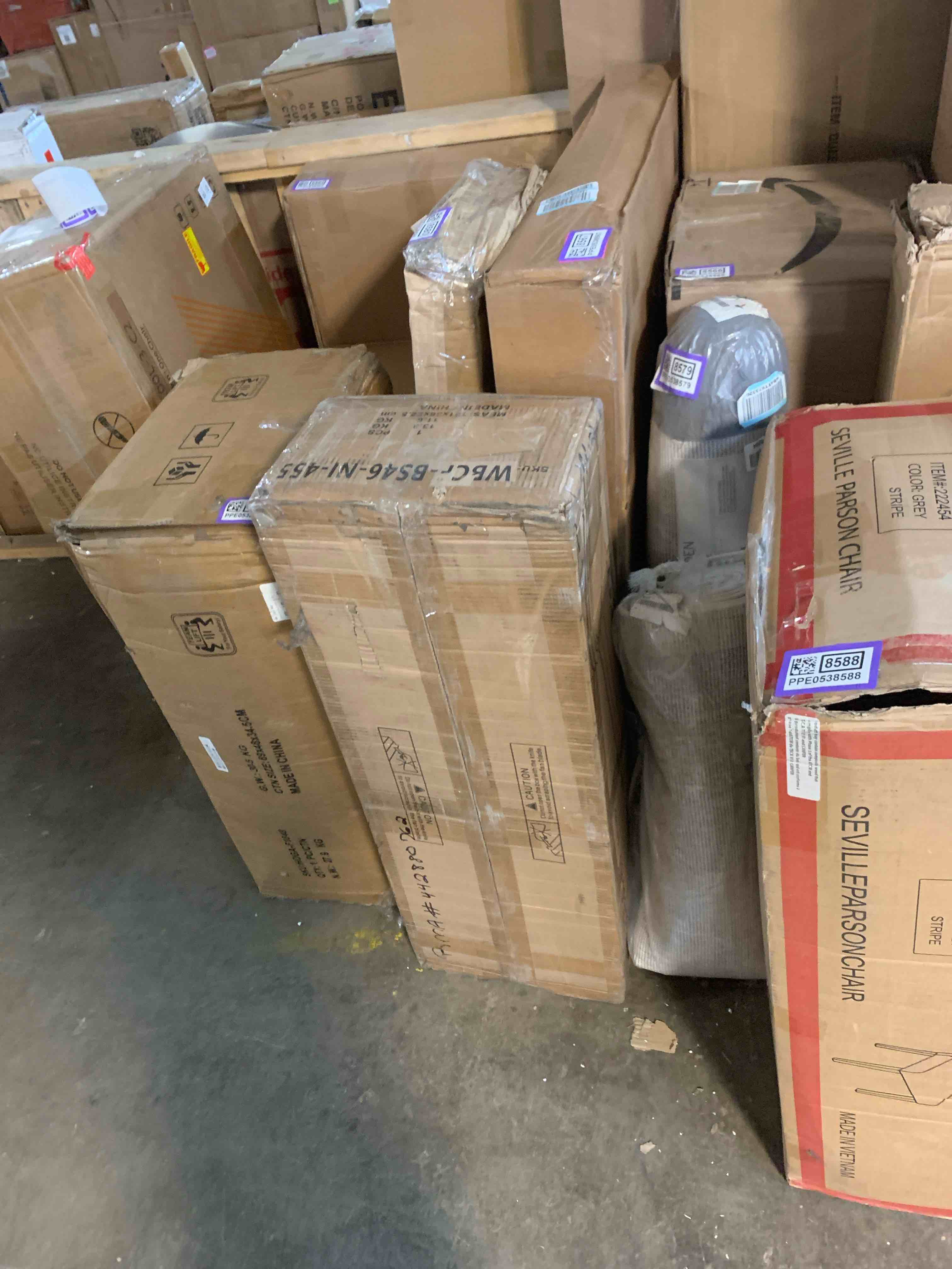 https://s3.amazonaws.com/lotting-images-prod/phillipi/PPE0538590_1733764453568.jpeg