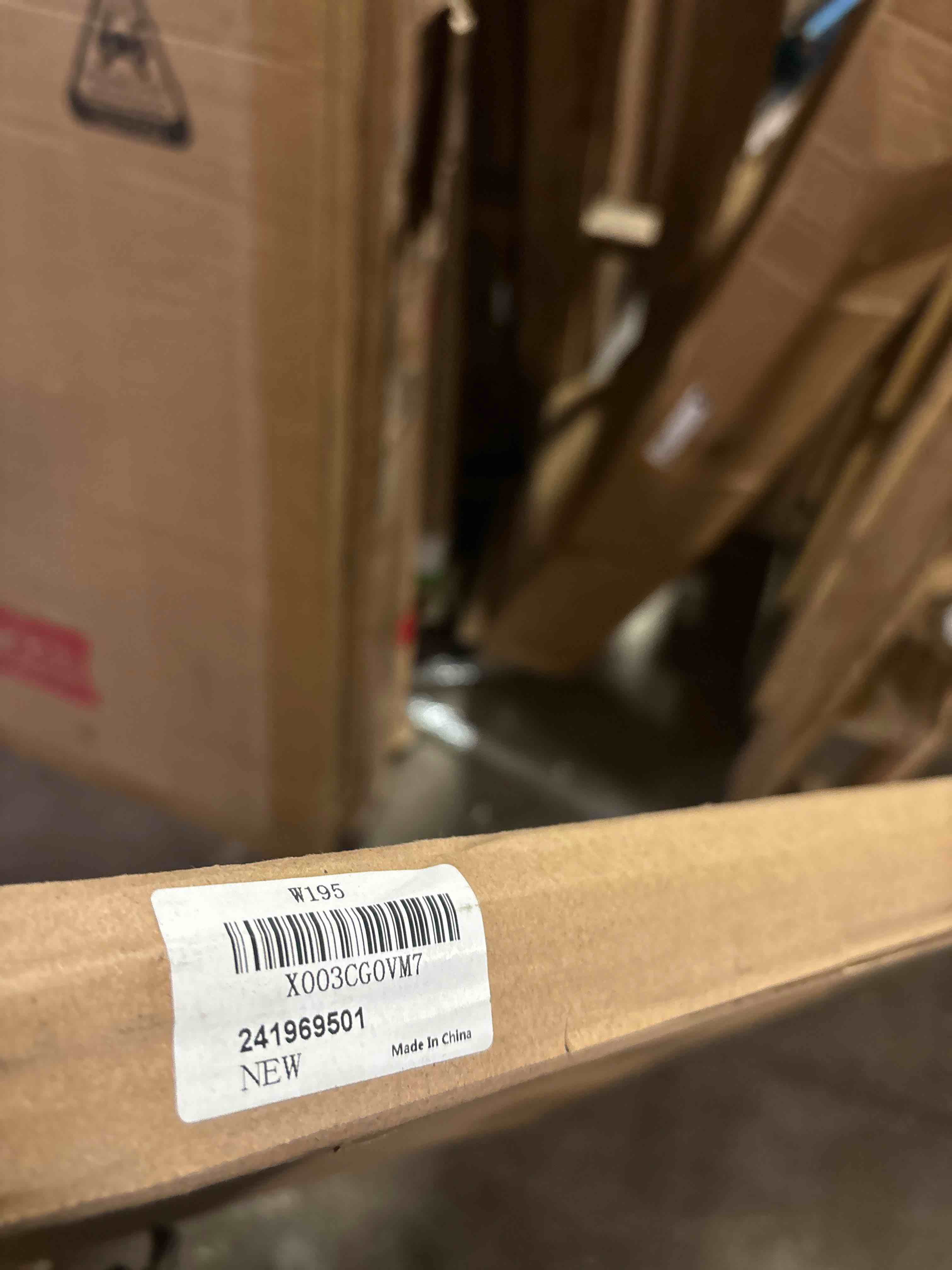 https://s3.amazonaws.com/lotting-images-prod/phillipi/PPE0541756_1734020527247.jpeg