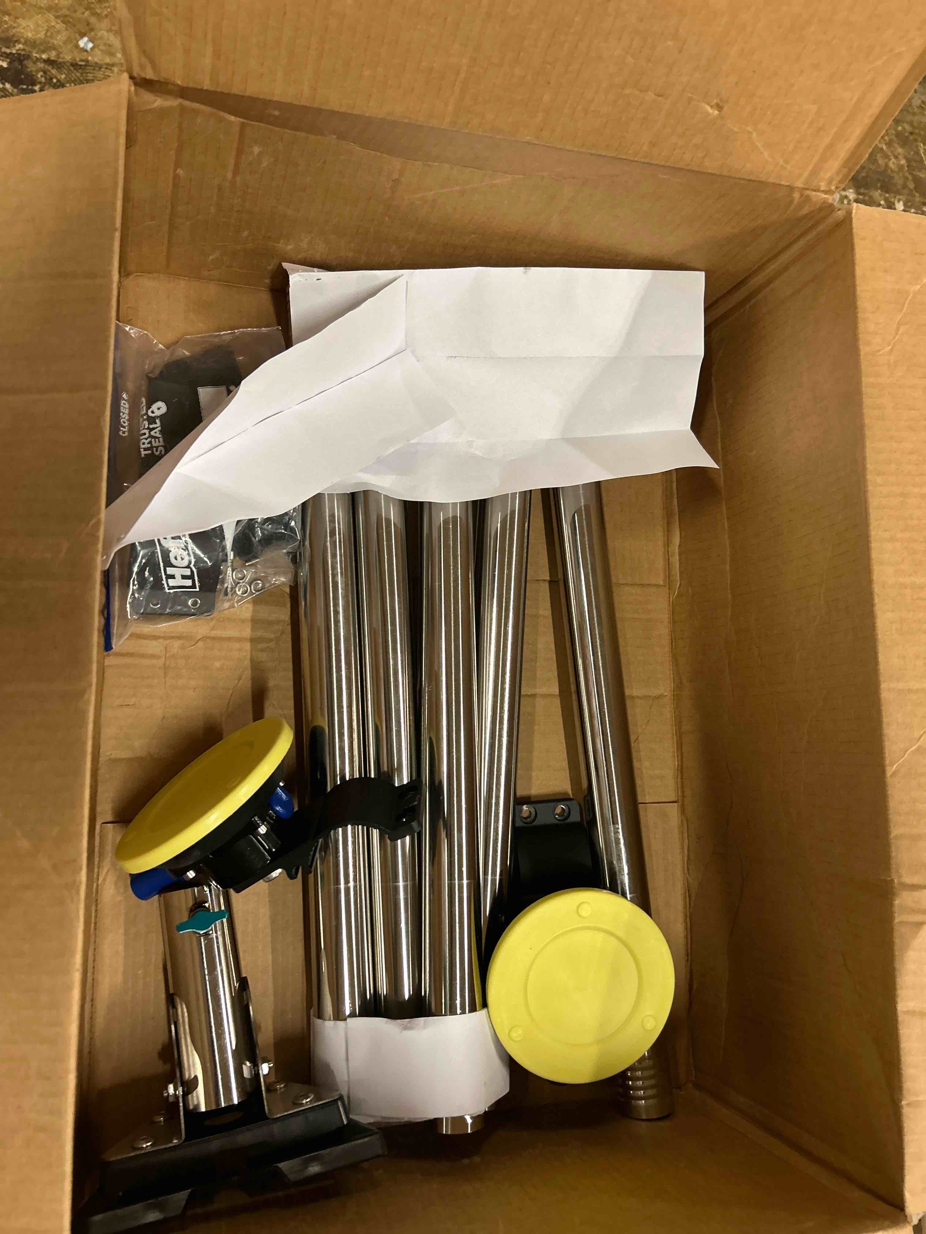 Condition photo showing New/Like New for starlink standard 4/4x pole mount, starlink gen 3/4 suction cup pole mount | 1.5'' stainless steel pole, vacuum suction cup clamp, starlink mounting kit pipe adapter accessories, portable, adjustable