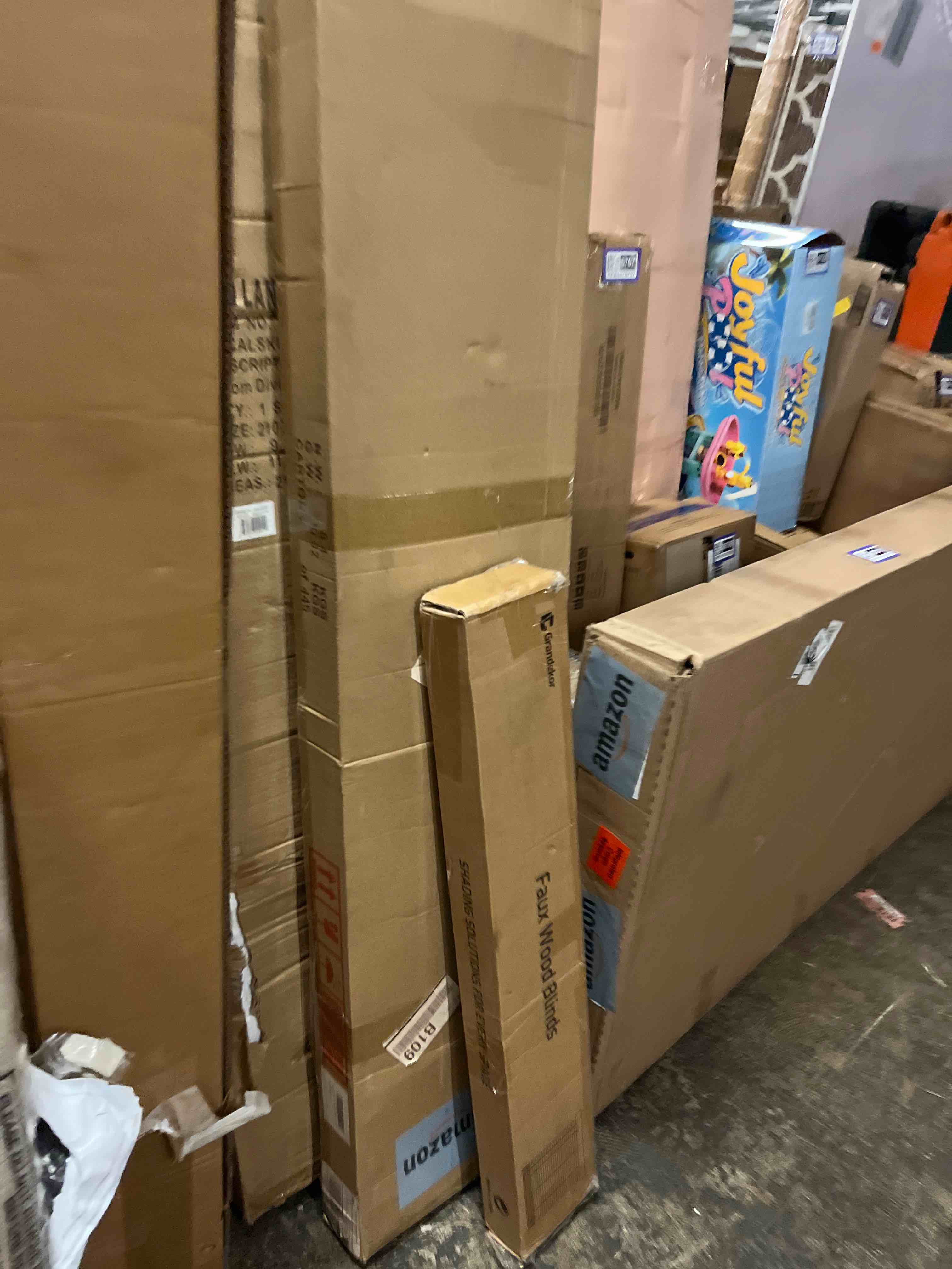 Condition photo showing New/Like New for grandekor 2" faux wood blinds cordless,31" w x 36" h,white | blackout horizontal blinds with iron valance pvc room darkening blinds & shades for windows
