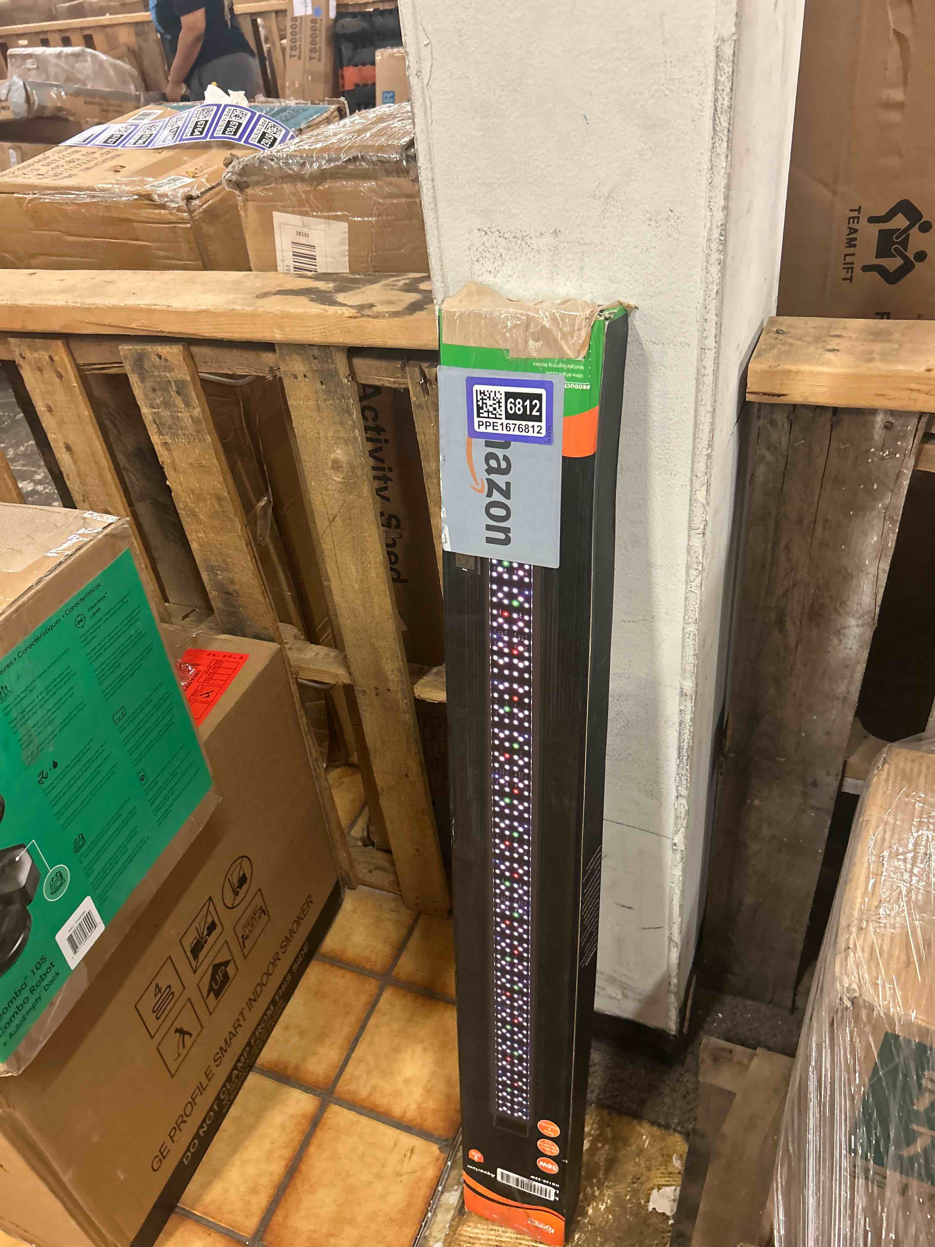 Condition photo showing New/Like New for hygger programmable led aquarium light, full spectrum for planted tank, 58w | 24/7 sunrise sunset cycle, 8 color adjustable brightness fish tank light,extendable brackets aquarium lamp for 47-53''tanks