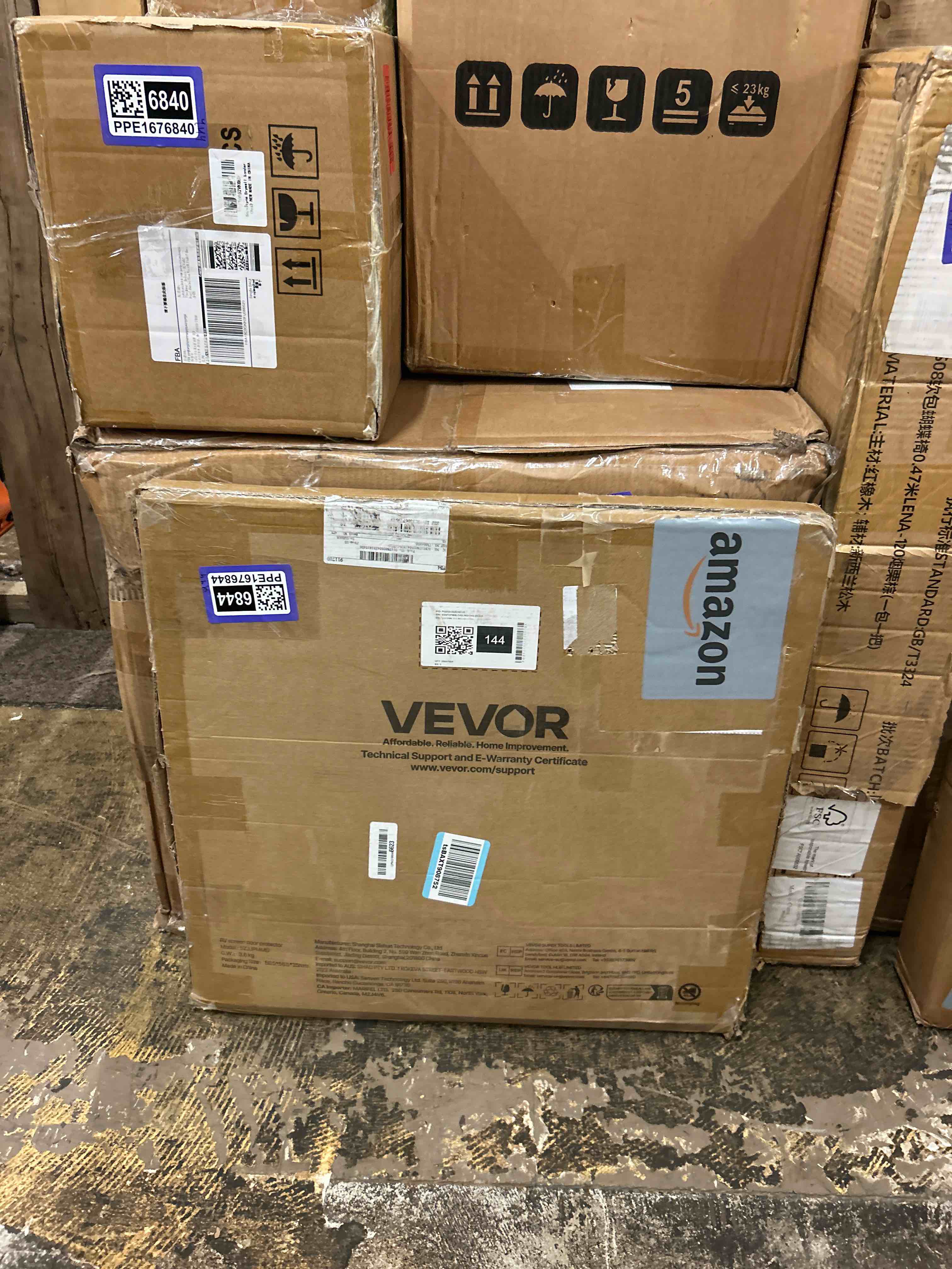 Condition photo showing New/Like New for vevor rv screen door protector, adjusts from 22 to 31.5 inch, adjustable door grille, easy to install, reinforced breathable honeycomb holes, iron camper rv entry protector for pet protection, black