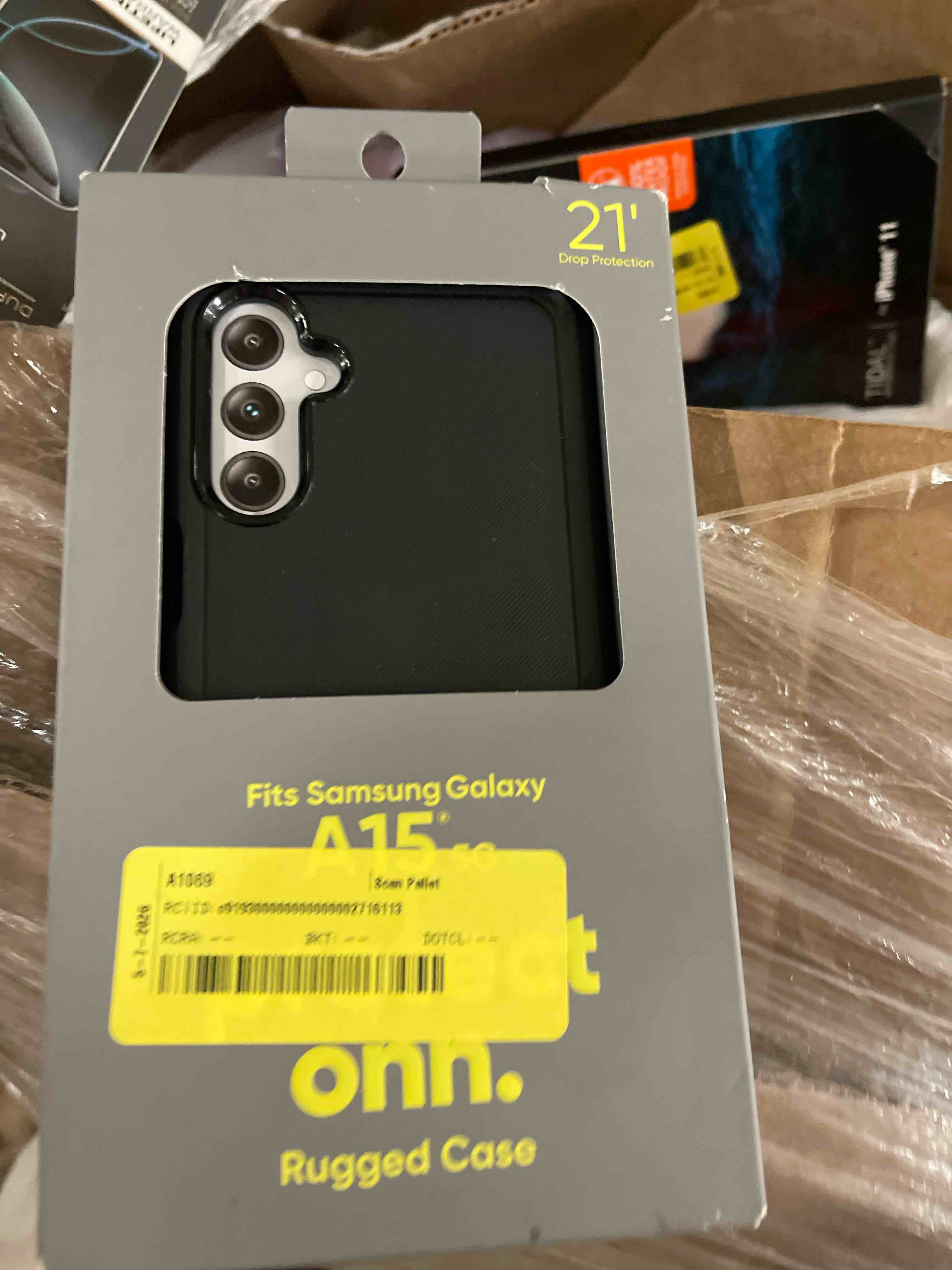 Condition photo showing New/Like New for onn rugged phone case for samsung galaxy a15 5g - black