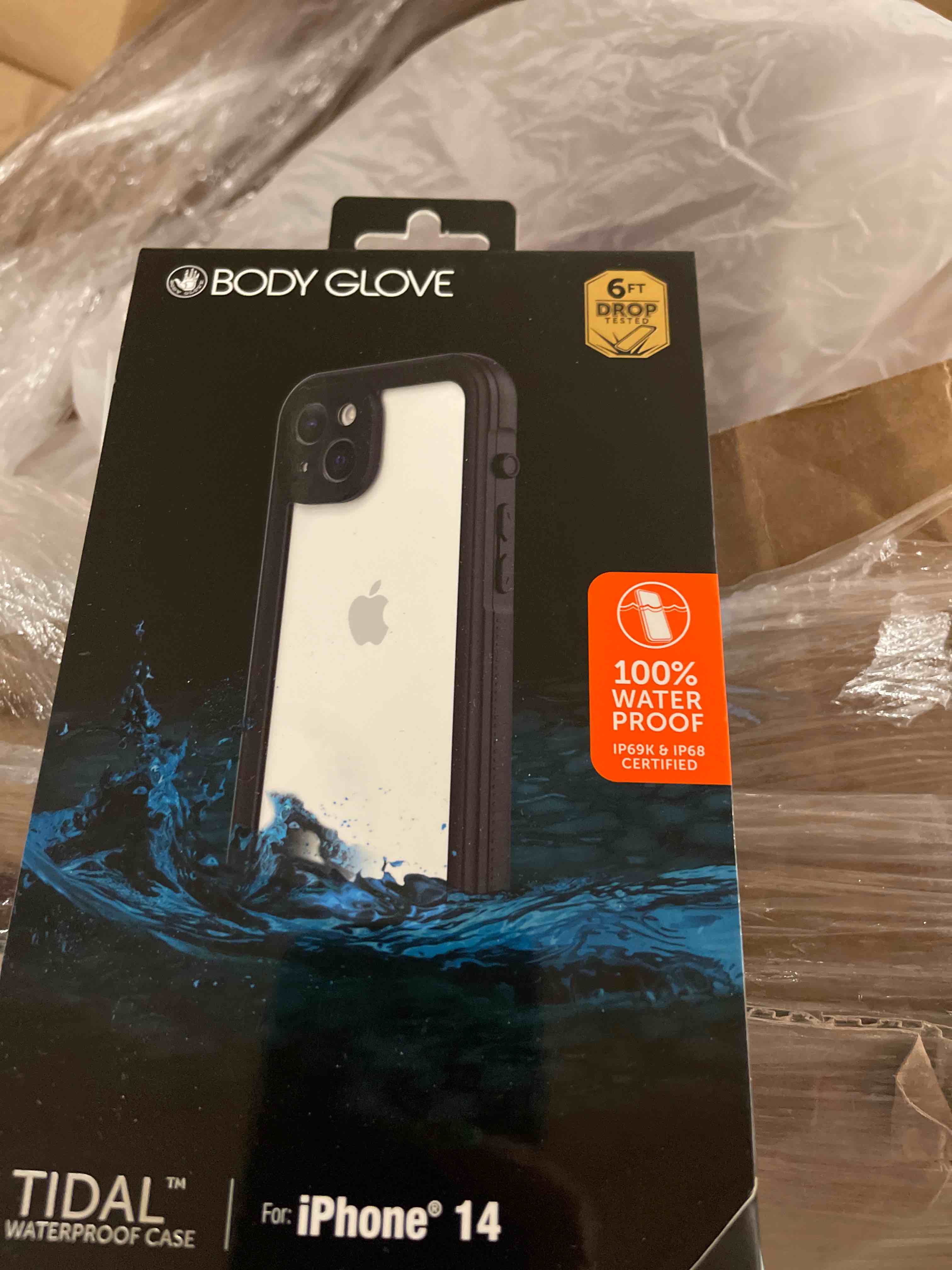 Condition photo showing New/Like New for body glove tidal waterproof phone case for iphone 14 - black/clear
