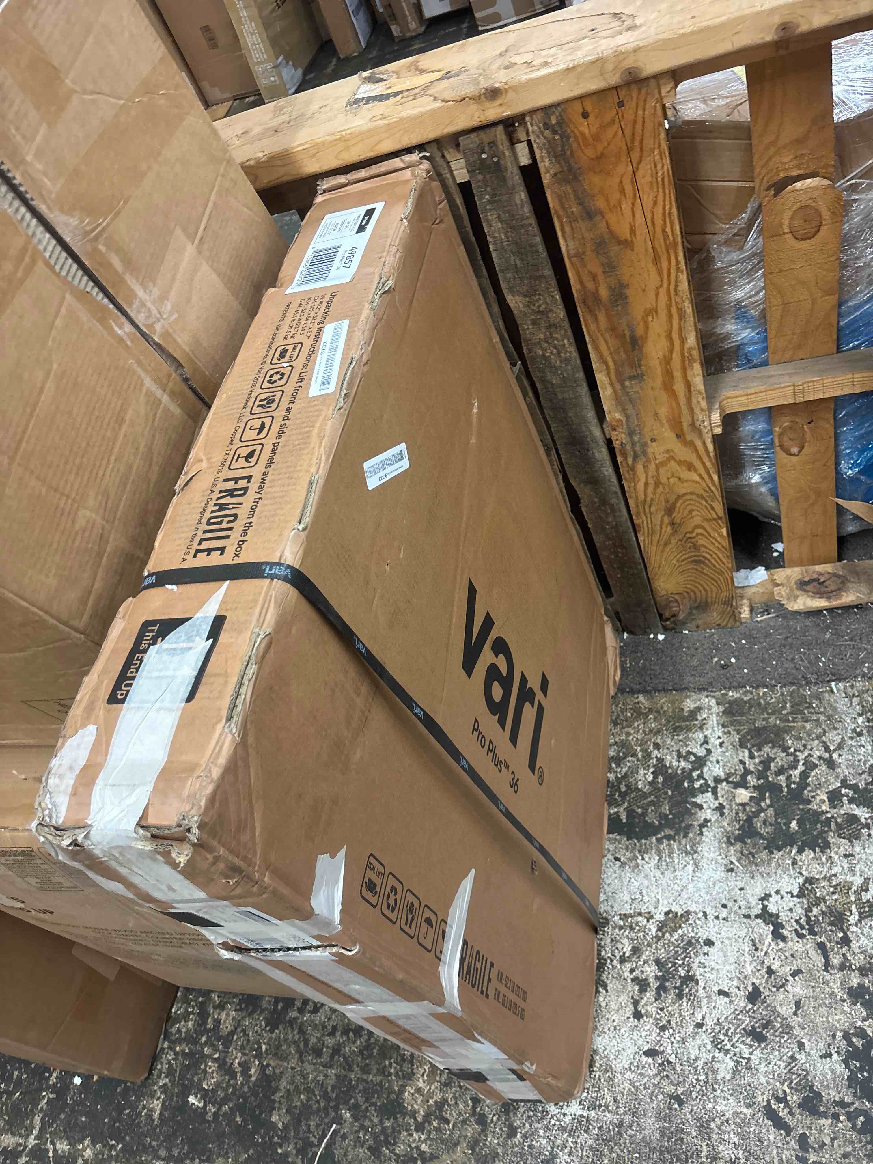 Condition photo showing New/Like New for vari pro plus 36 standing desk converter - spring-loader lift - white