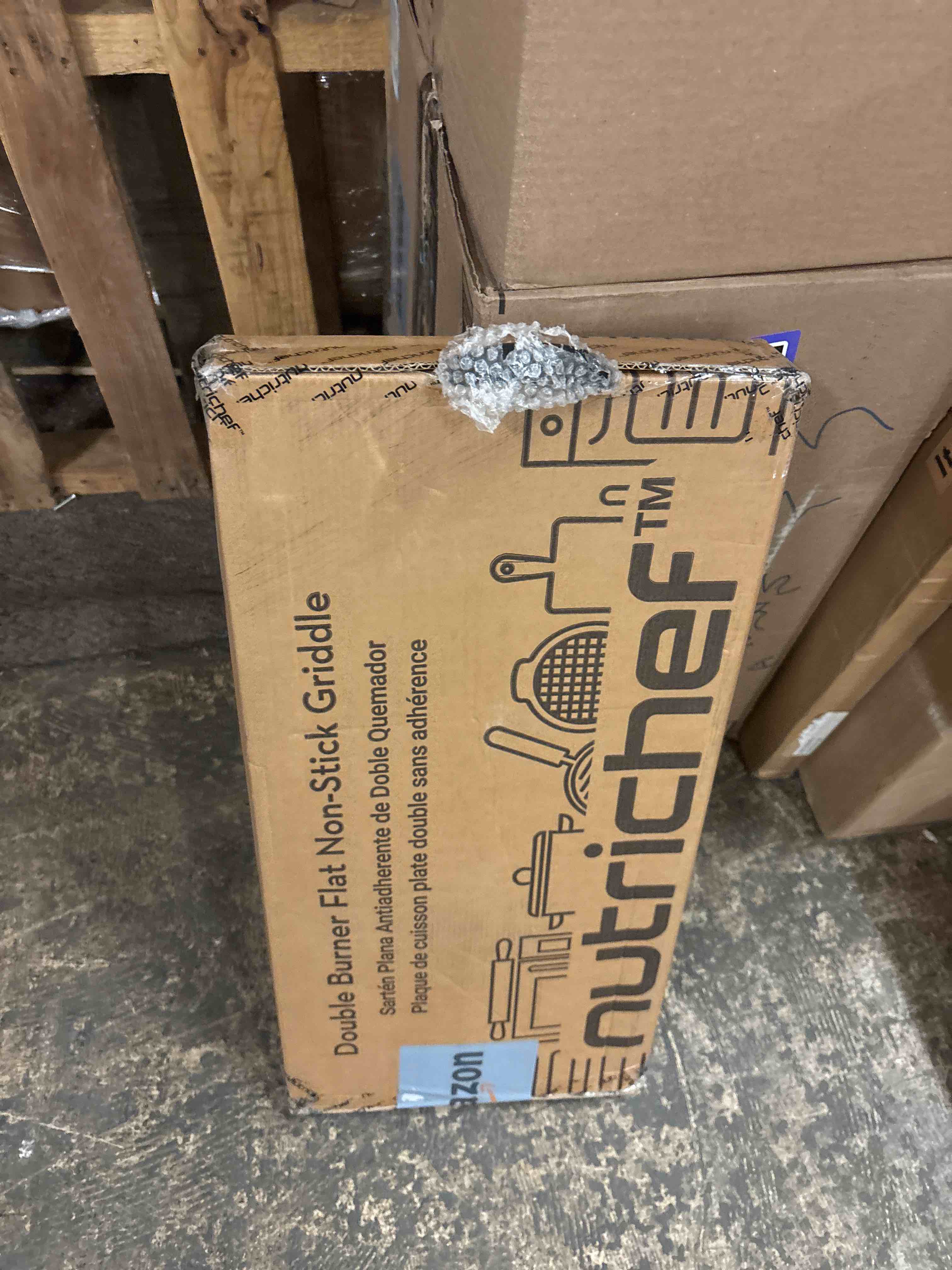 Condition photo showing New/Like New for Nutrichef Double Burner Griddle, Non-Stick Stove Top Griddle for Gas Stove, Dishwasher Safe, Heatproof Bakelite Handles, Even Heat Distribution, PFOA & PFOS Free, 20” x 12” x 0.8” Inch (Black)