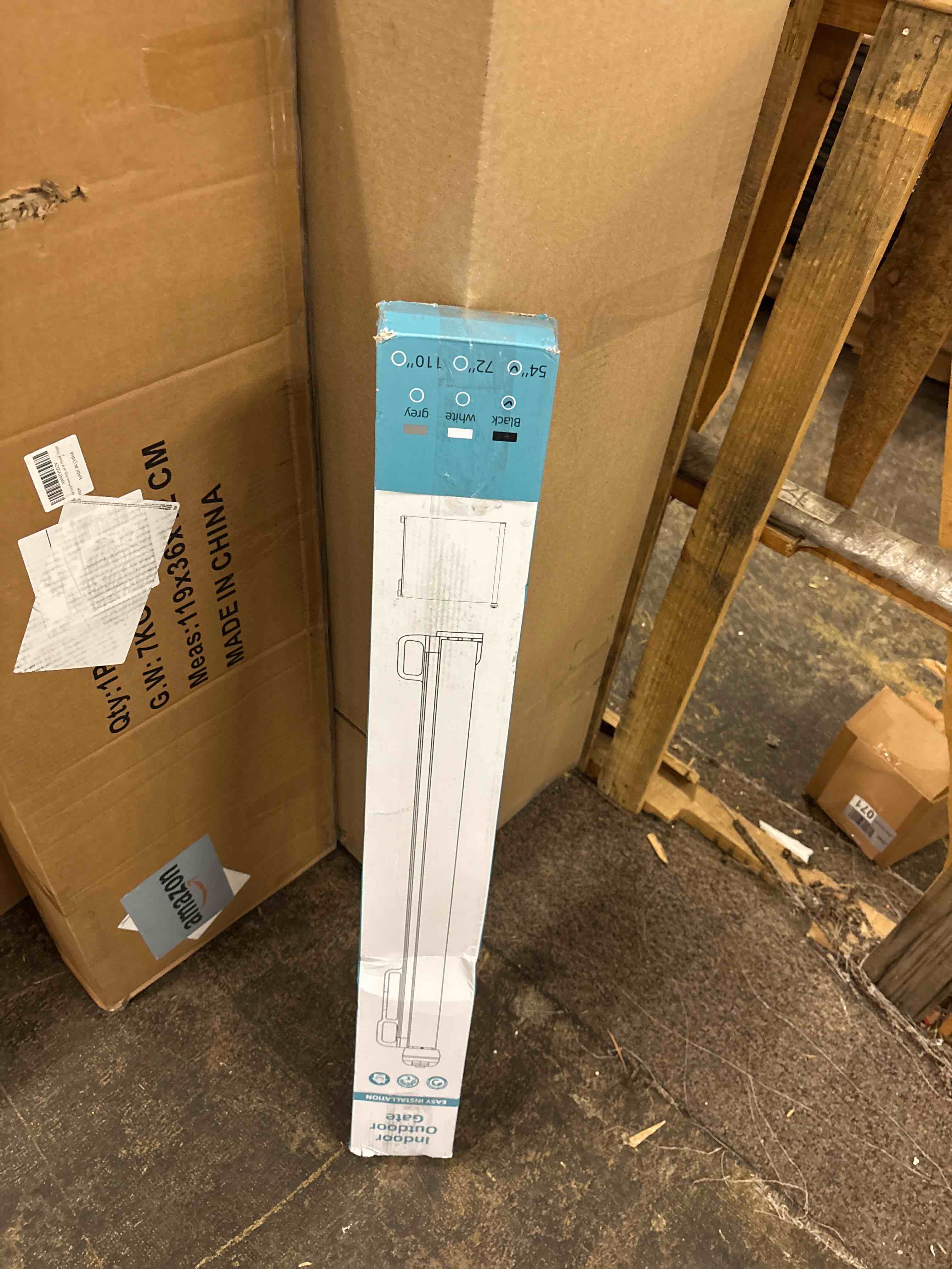 Condition photo showing New/Like New for probebi retractable baby, child & dog gates for stairs, extends to 54" wide 34" tall, use for outdoor, indoor, hallways, doorways, deck, porch, black