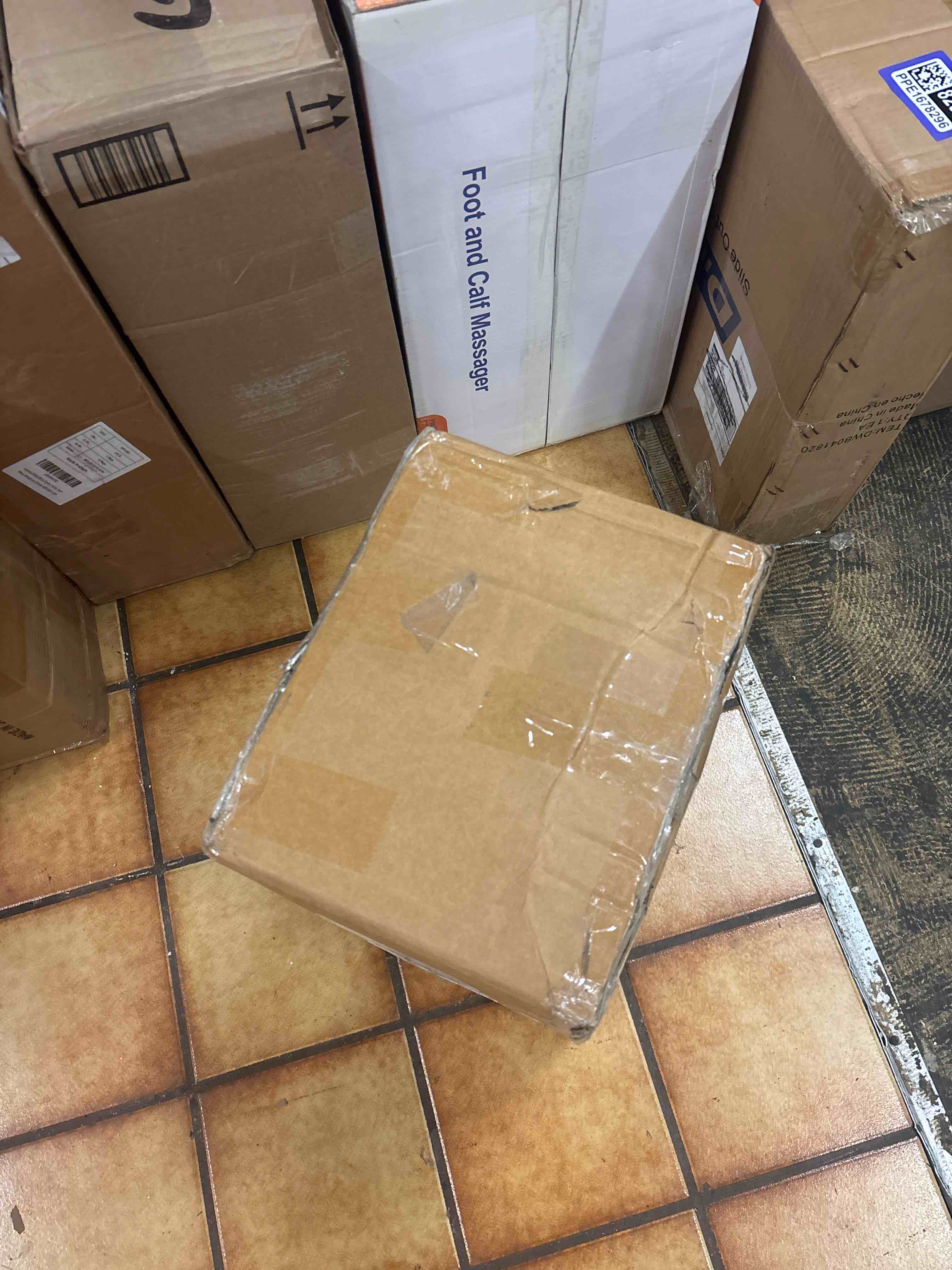 Condition photo showing New/Like New for 1HP Sewage Sump Pump, 110v 6400GPH Sewage Grinder Pump, Stainless Steel, Automatic Float Switch, Cast Iron Impeller, 2'' Npt Discharge, Submersible Sewage Pump for Basement, Sump Basin, Residential