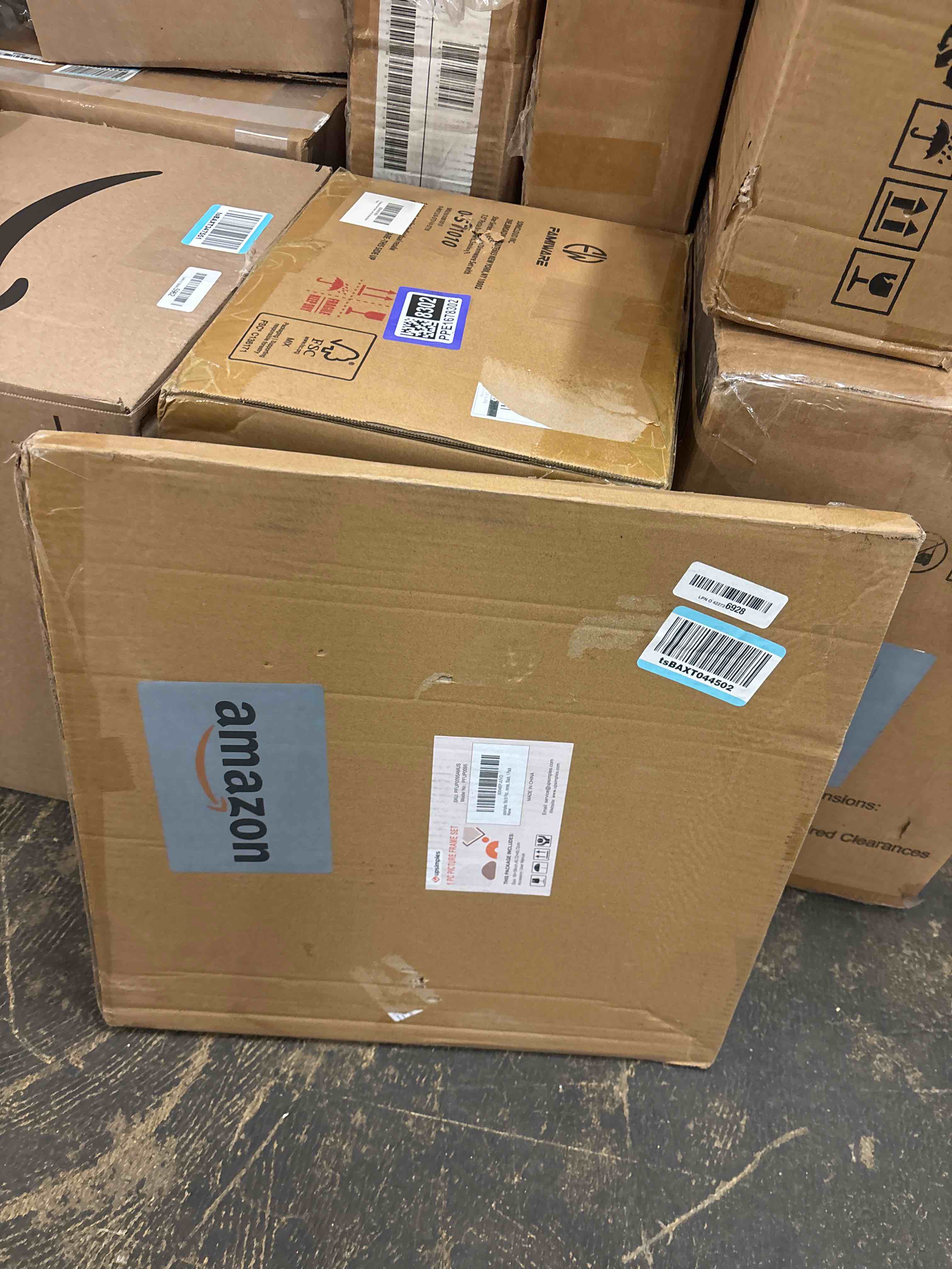 Condition photo showing New/Like New for upsimples 18x18 Picture Frame, Display Pictures 8x8 with Mat or 18 x 18 Without, Wall Hanging Square Frames, Black, 1 Pack Black 18x18