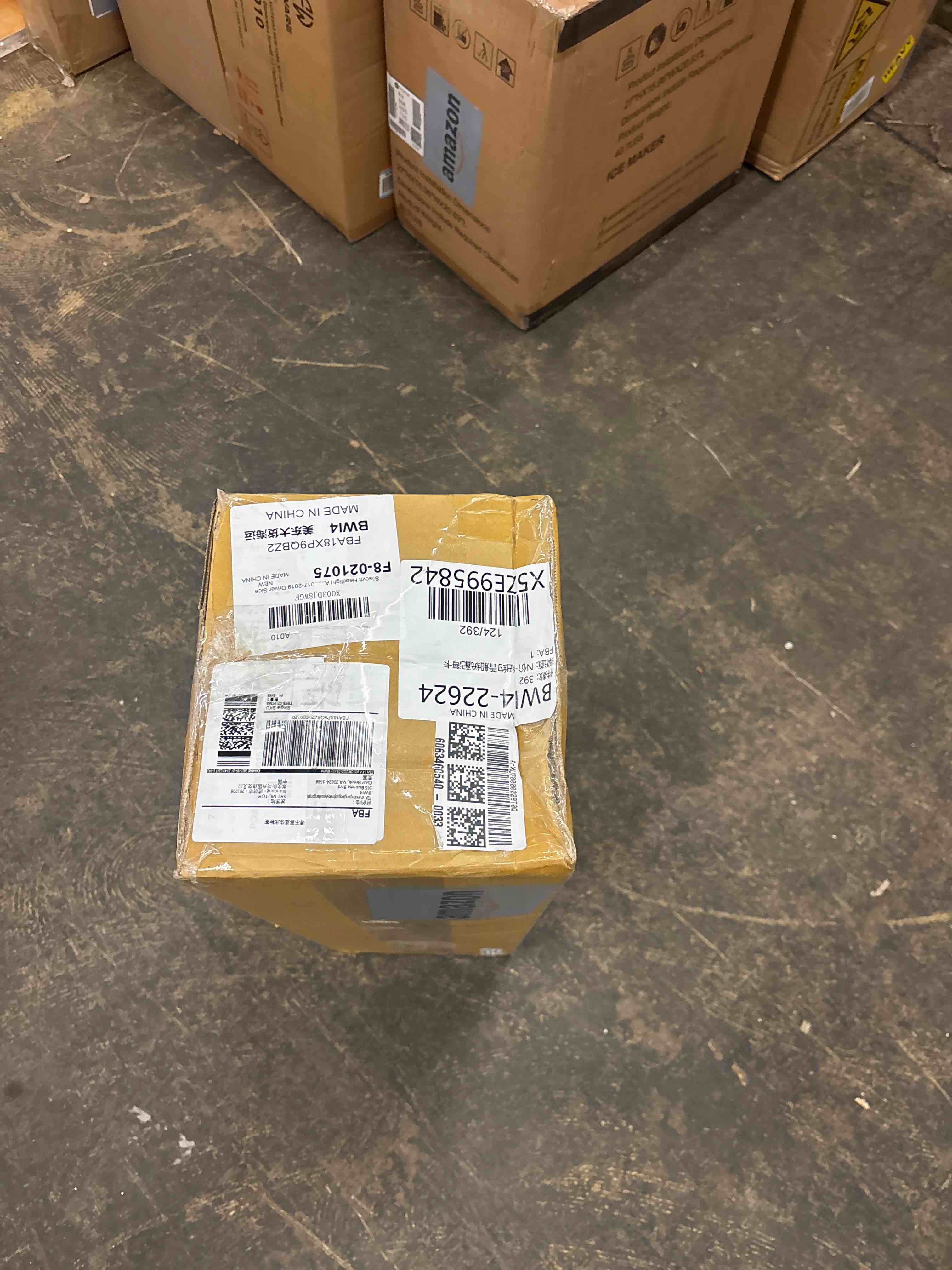 Condition photo showing New/Like New for Headlight Assembly Headlamp for Driver Side Compatible Replacement for 2017-2019 Toyota Corolla L/LE/LE ECO