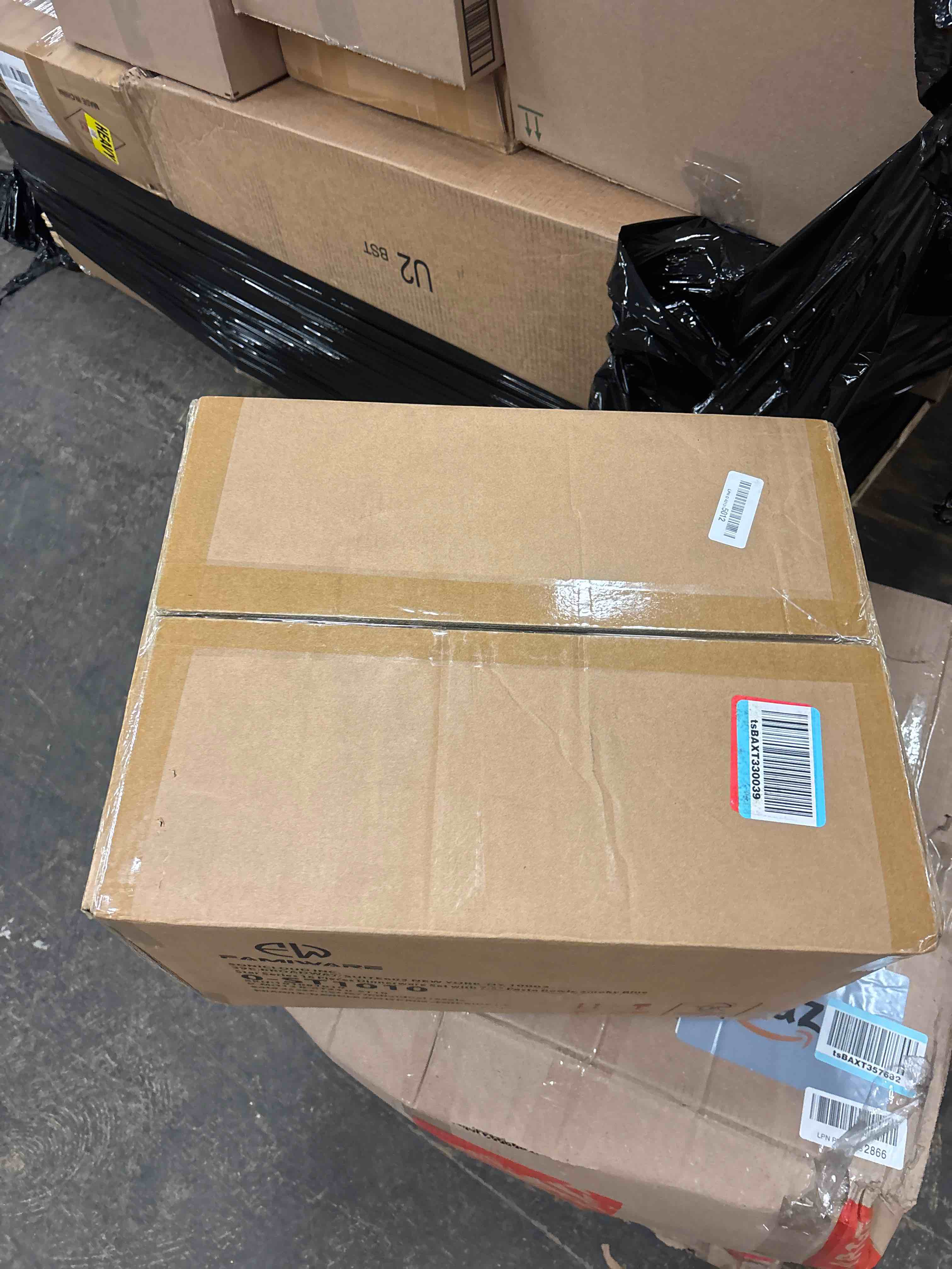 Condition photo showing New/Like New for famiware Star Dinnerware Sets, Plates and Bowls Set for 4, 12 Pieces Ribbed Dishes - Chip and Scratch Resistant, Microwave and Dishwasher Safe Tableware, Smoky Blue Smoky Blue 4-Set(12pcs)