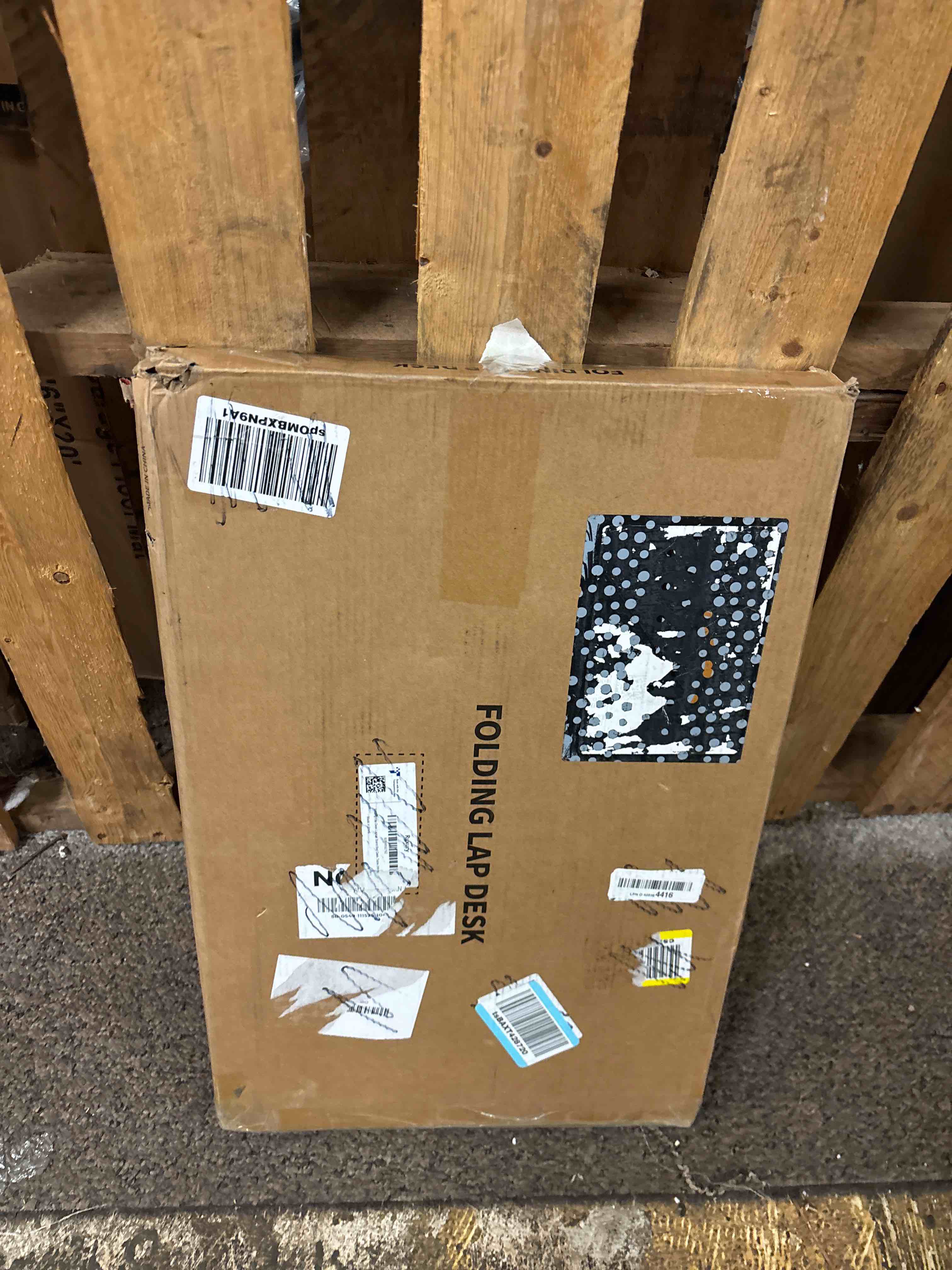 Condition photo showing New/Like New for Ruxury Folding Lap Desk Laptop Stand Bed Desk Table Tray, Breakfast Serving Tray, Portable & Lightweight Mini Table for Sofa Couch Floor - - White White Large