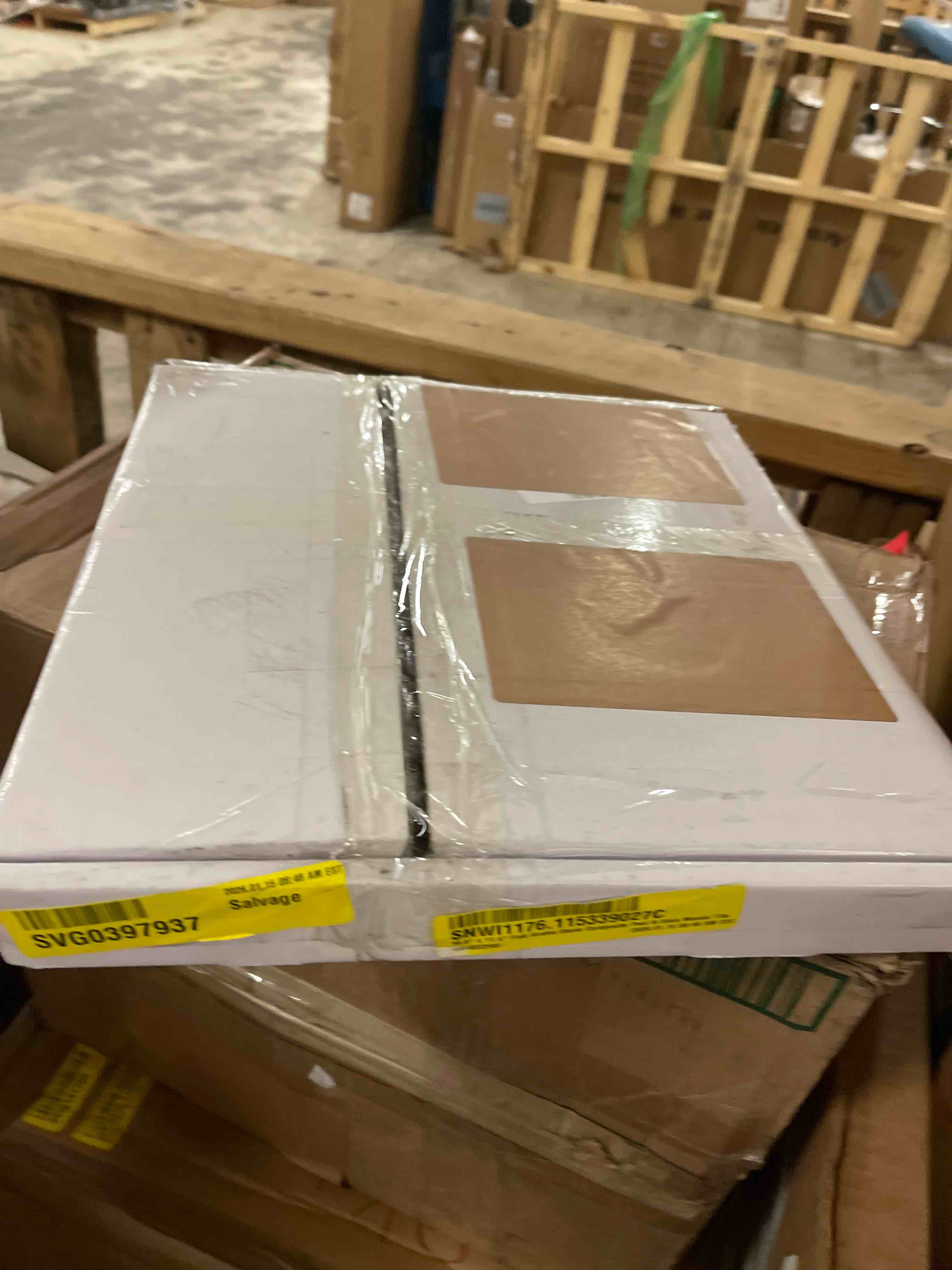 Condition photo showing New/Like New for 10-Sheet Fish Scale Peel and Stick Backsplash Tile, 11.4'' x 10.9" Stone Composite Scallop Handmade Looks Self-Adhesive Wall Tiles for Kitchen Bathroom, Green