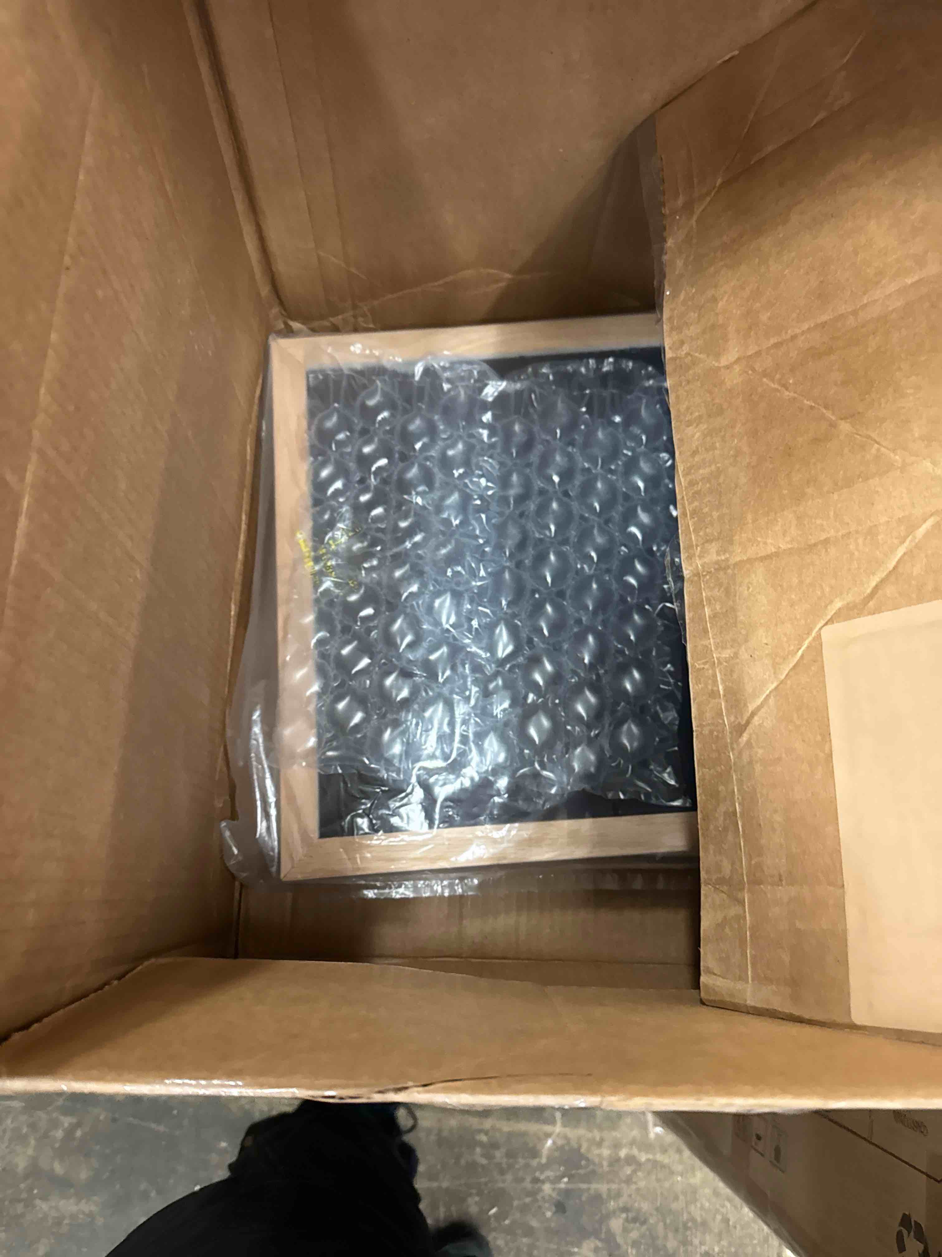 Condition photo showing New/Like New for Chanderland Wood Picture Frame set of 2